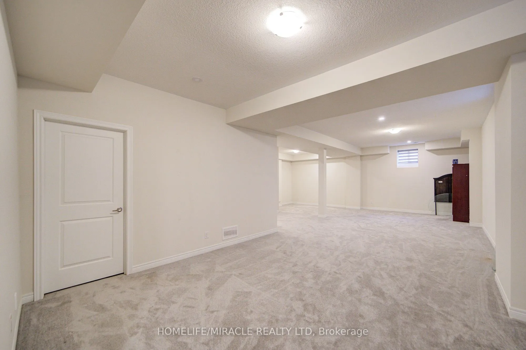 2 William Dunlop Street