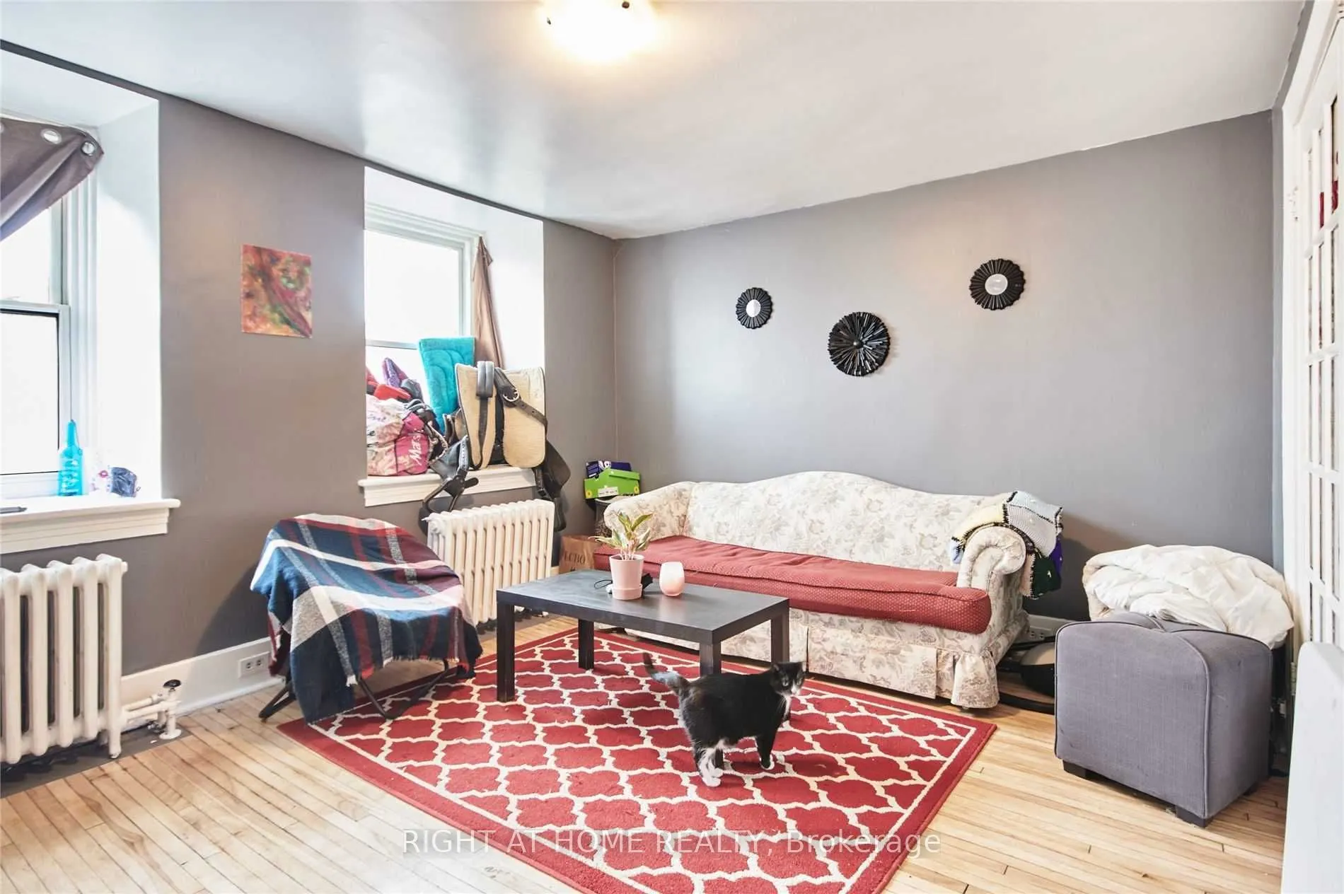 87-93 King Street W