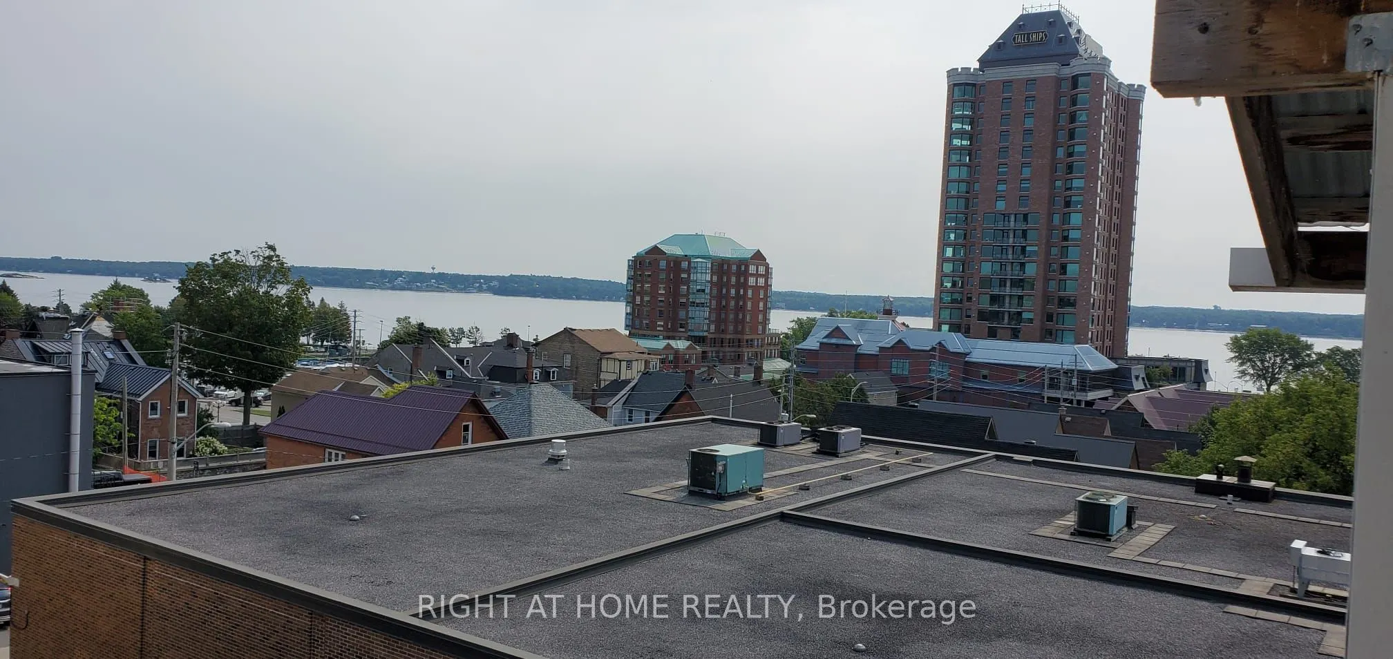 87-93 King Street W