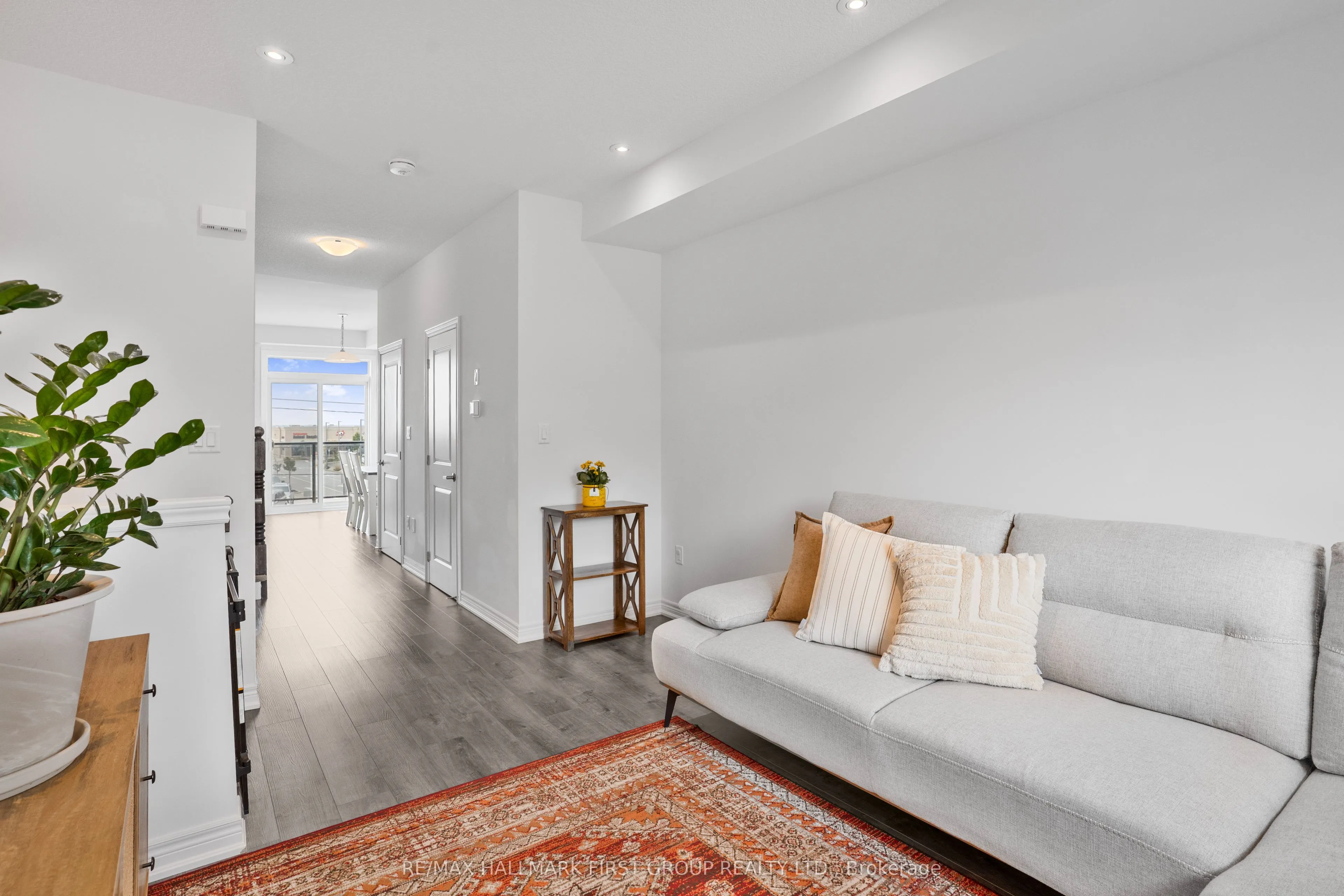 120 Court Drive, #28