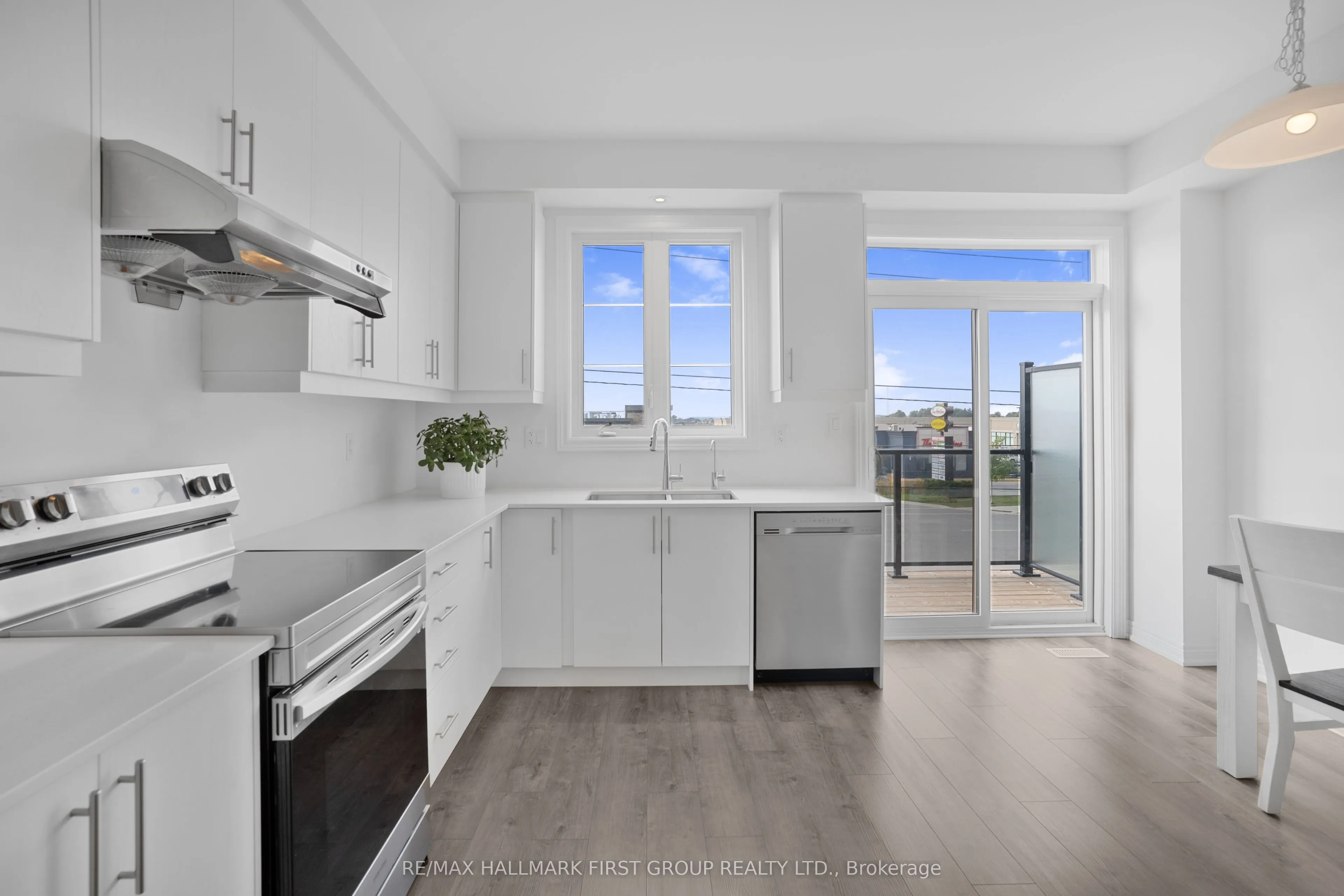 120 Court Drive, #28