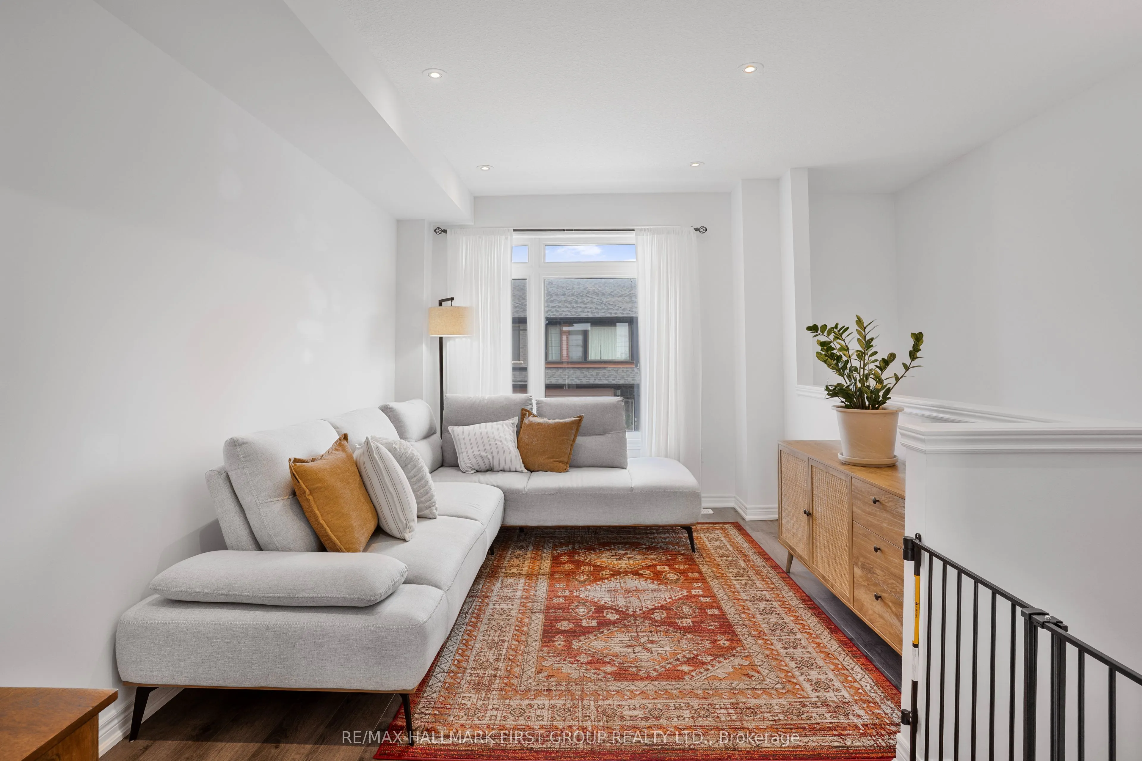 120 Court Drive, #28