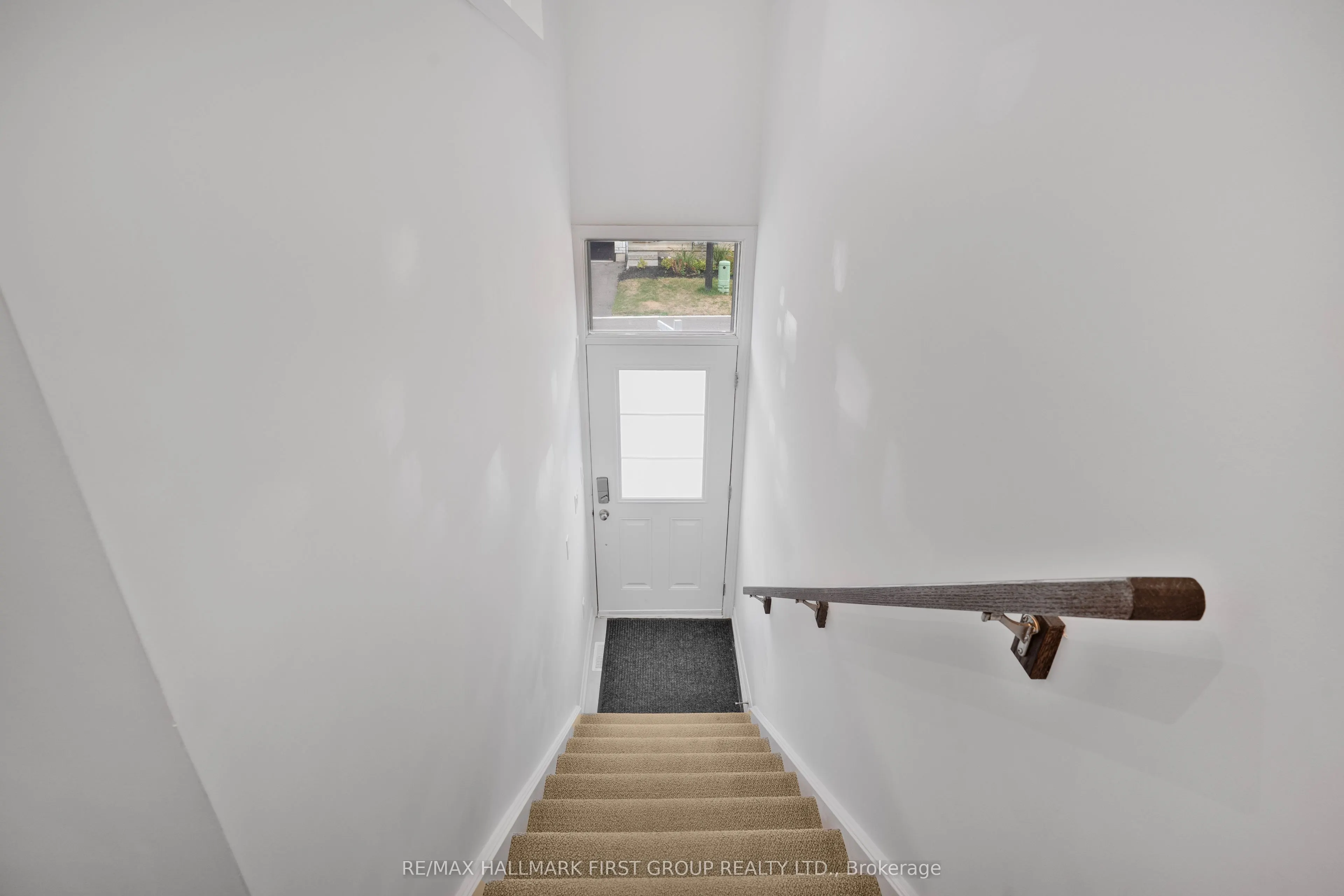 120 Court Drive, #28