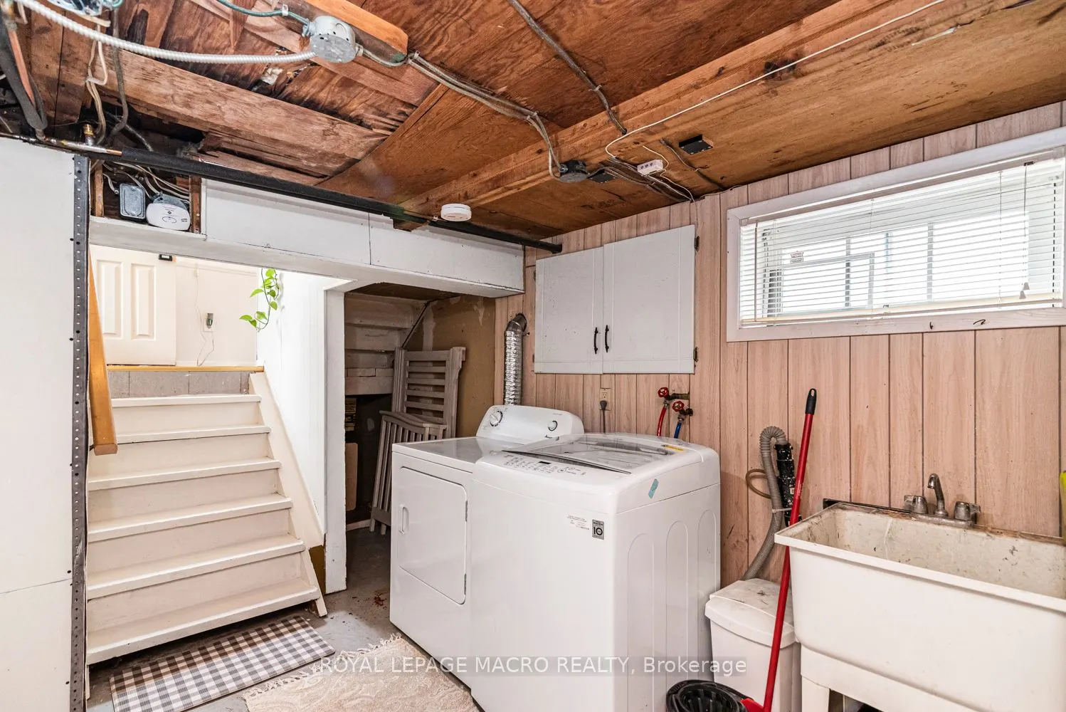 28 Longfellow Avenue
