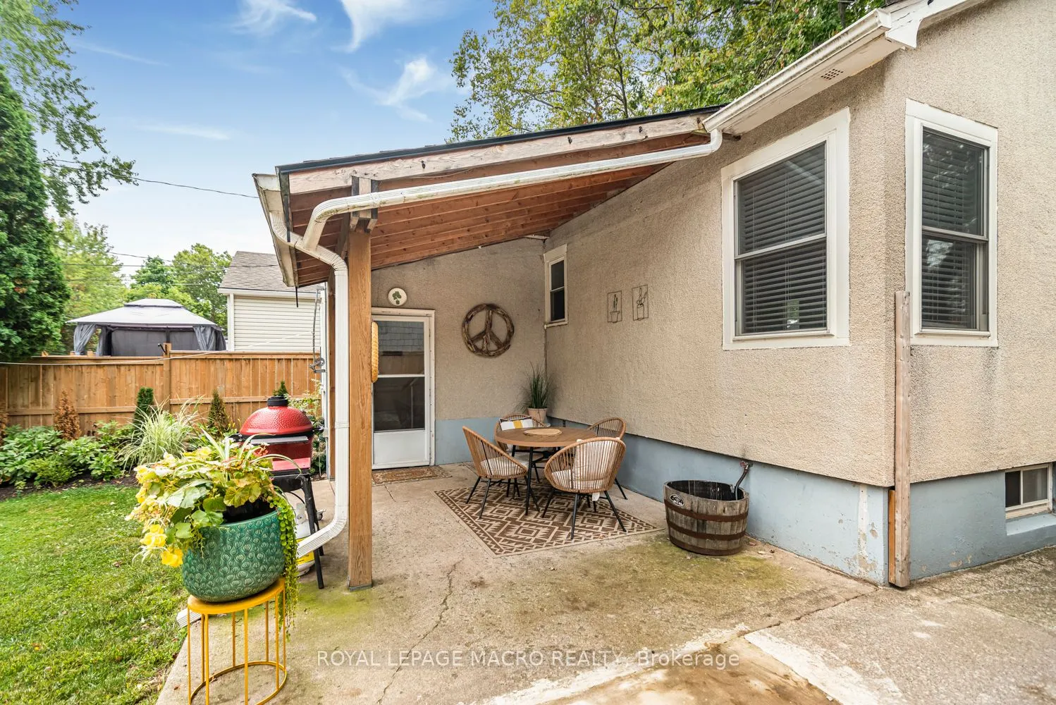 28 Longfellow Avenue