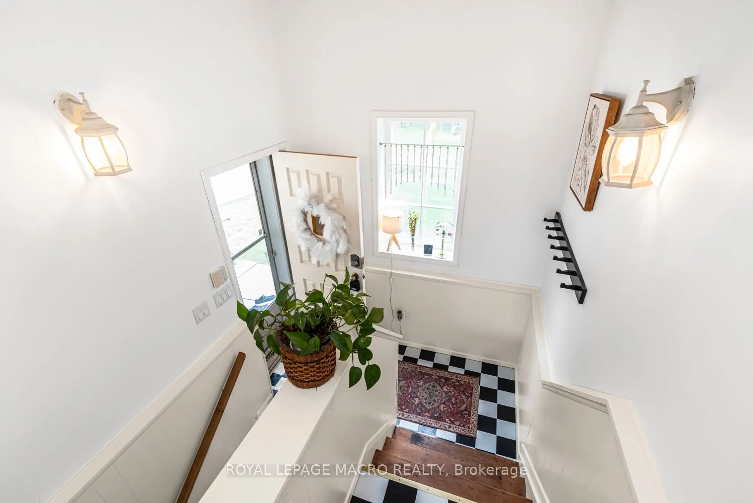 28 Longfellow Avenue