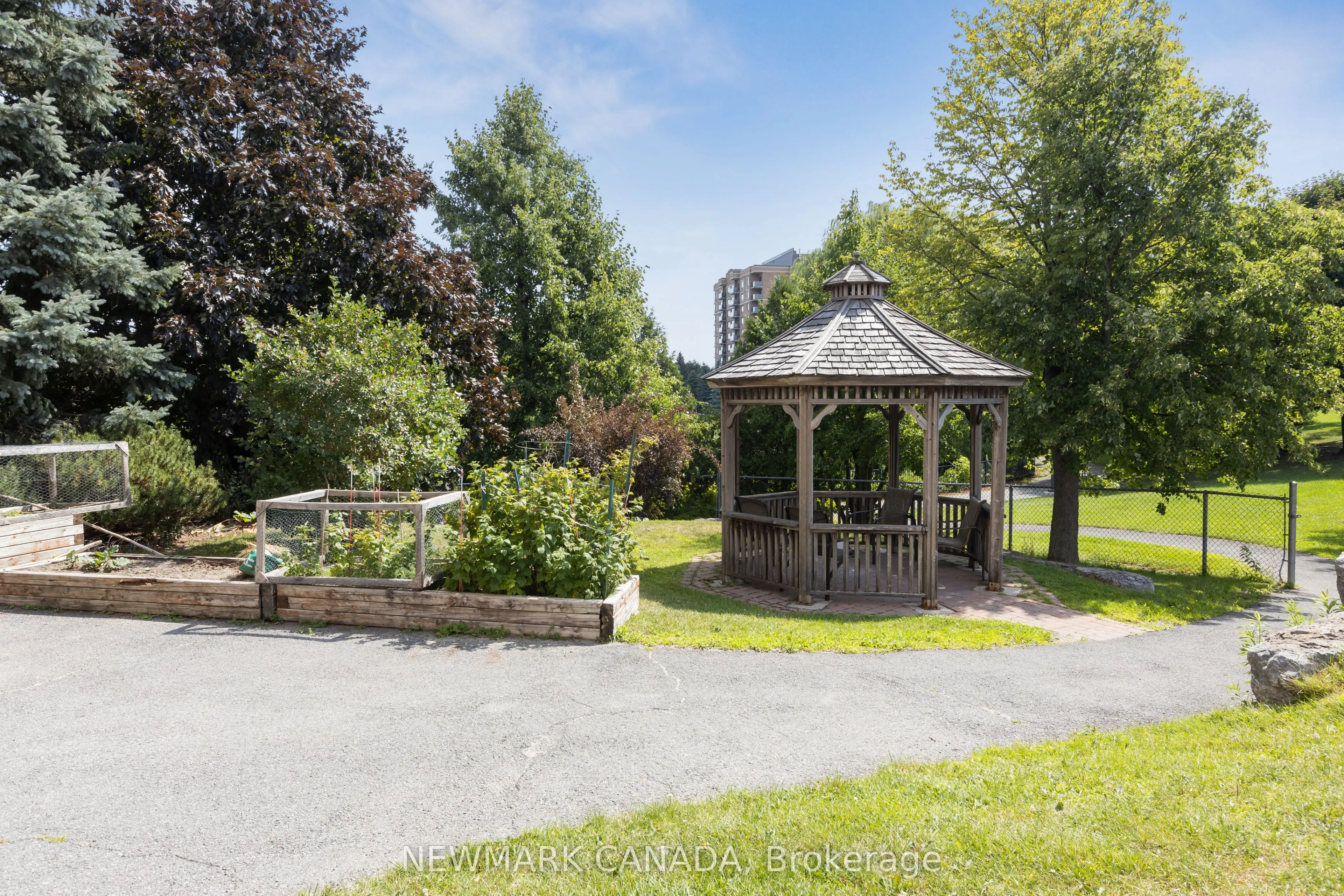 110 Central Park Drive