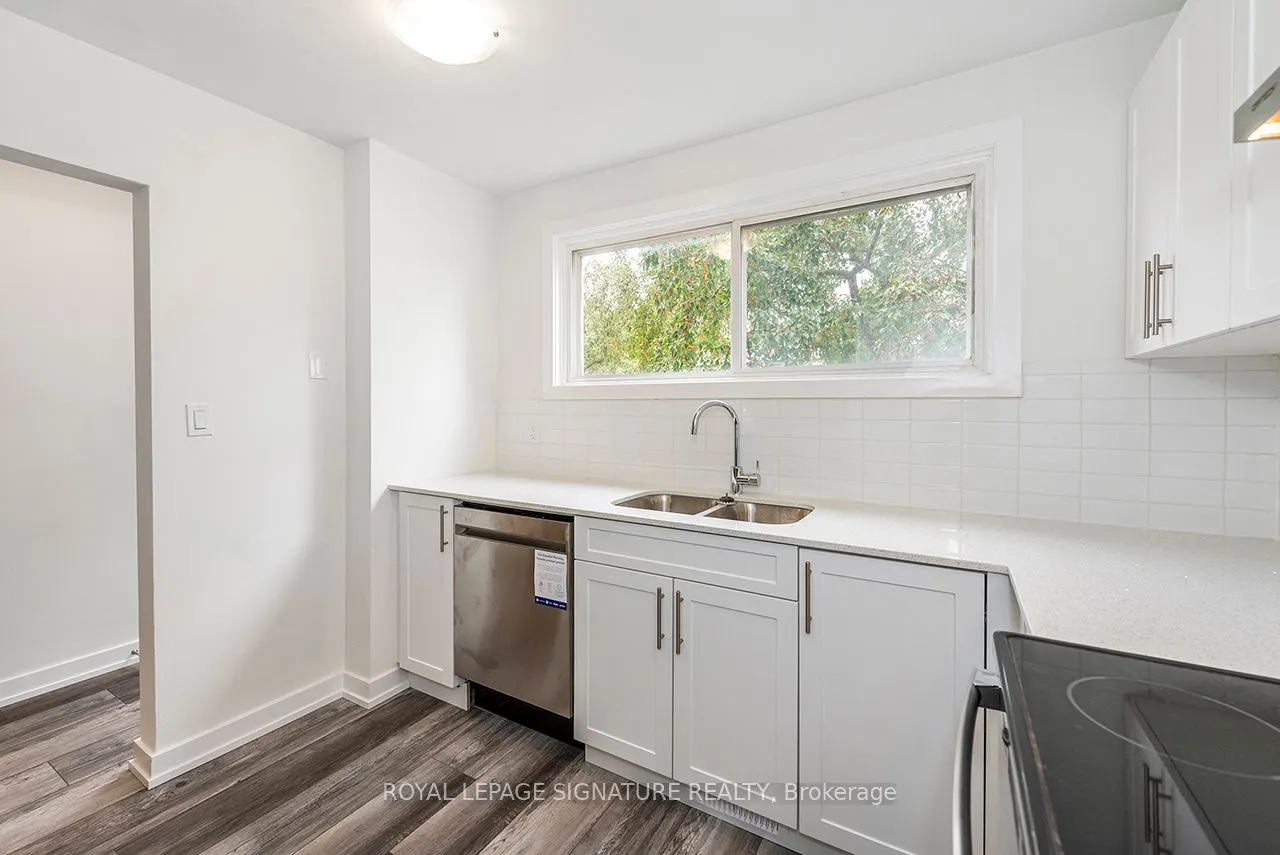 76 Woodman Drive N