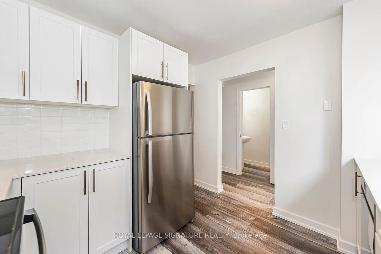 76 Woodman Drive N