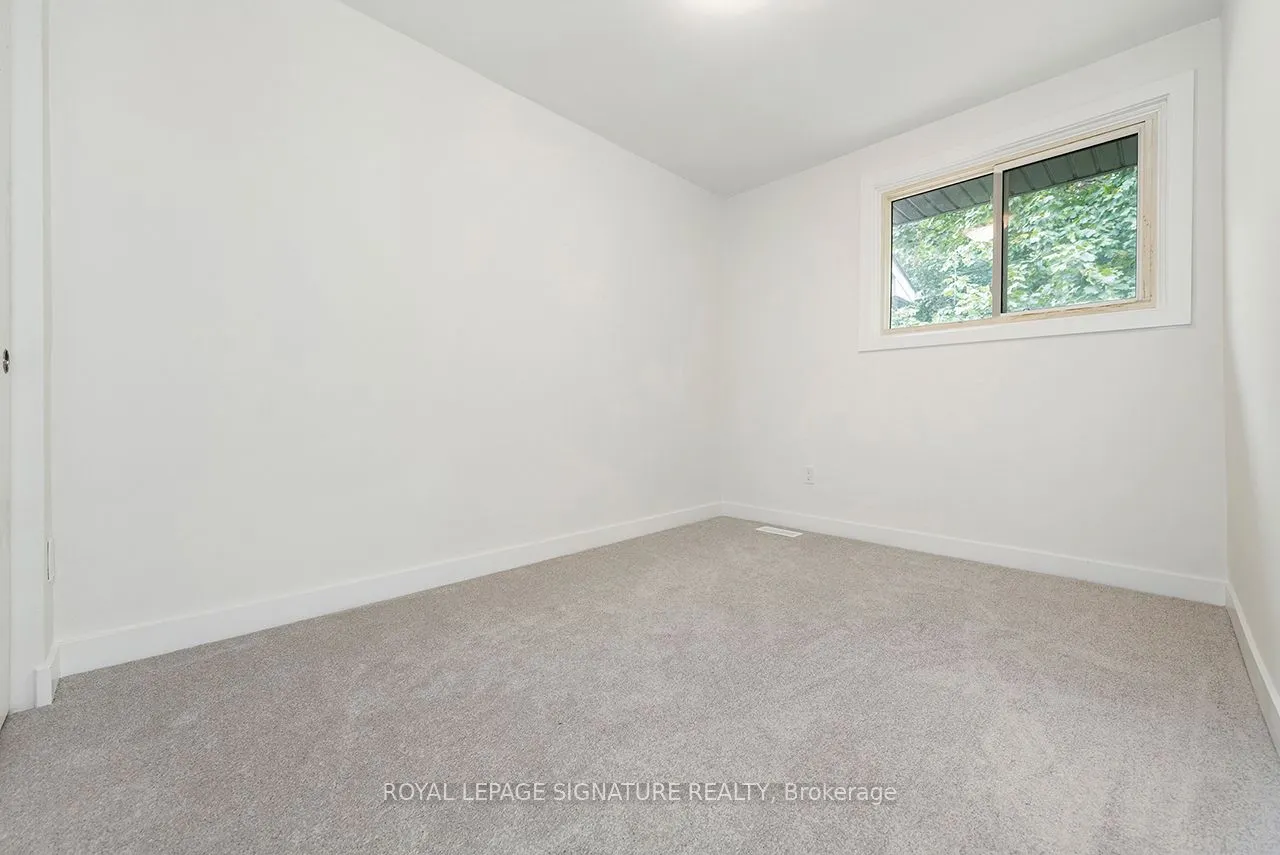 76 Woodman Drive N
