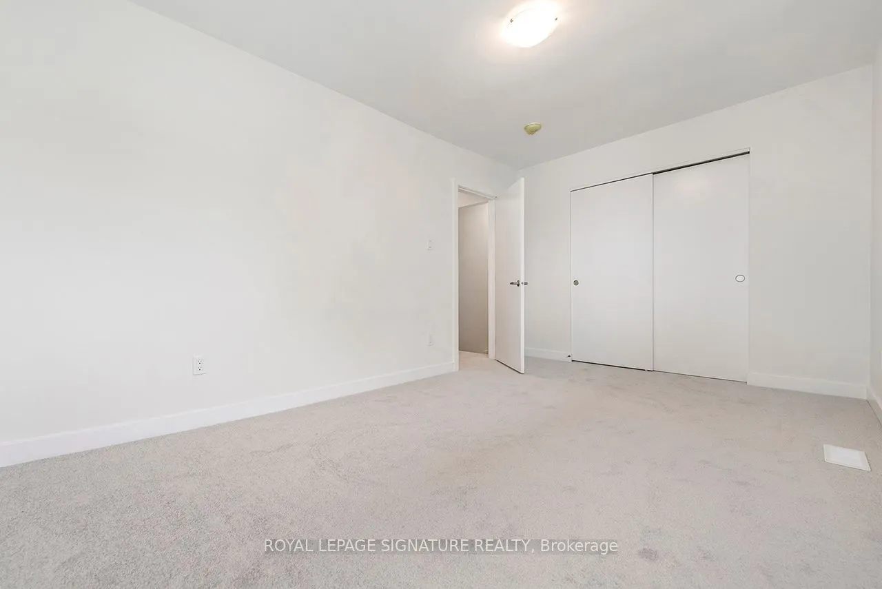 76 Woodman Drive N