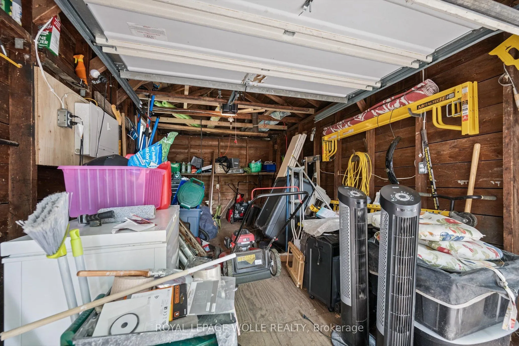 180 David Street W