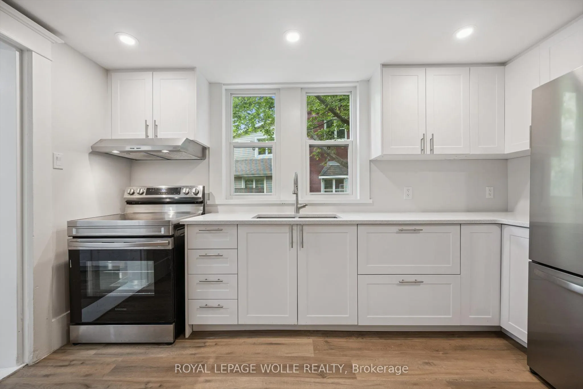 180 David Street W