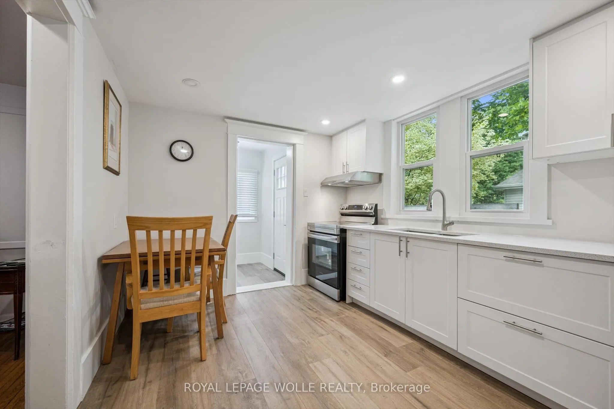 180 David Street W