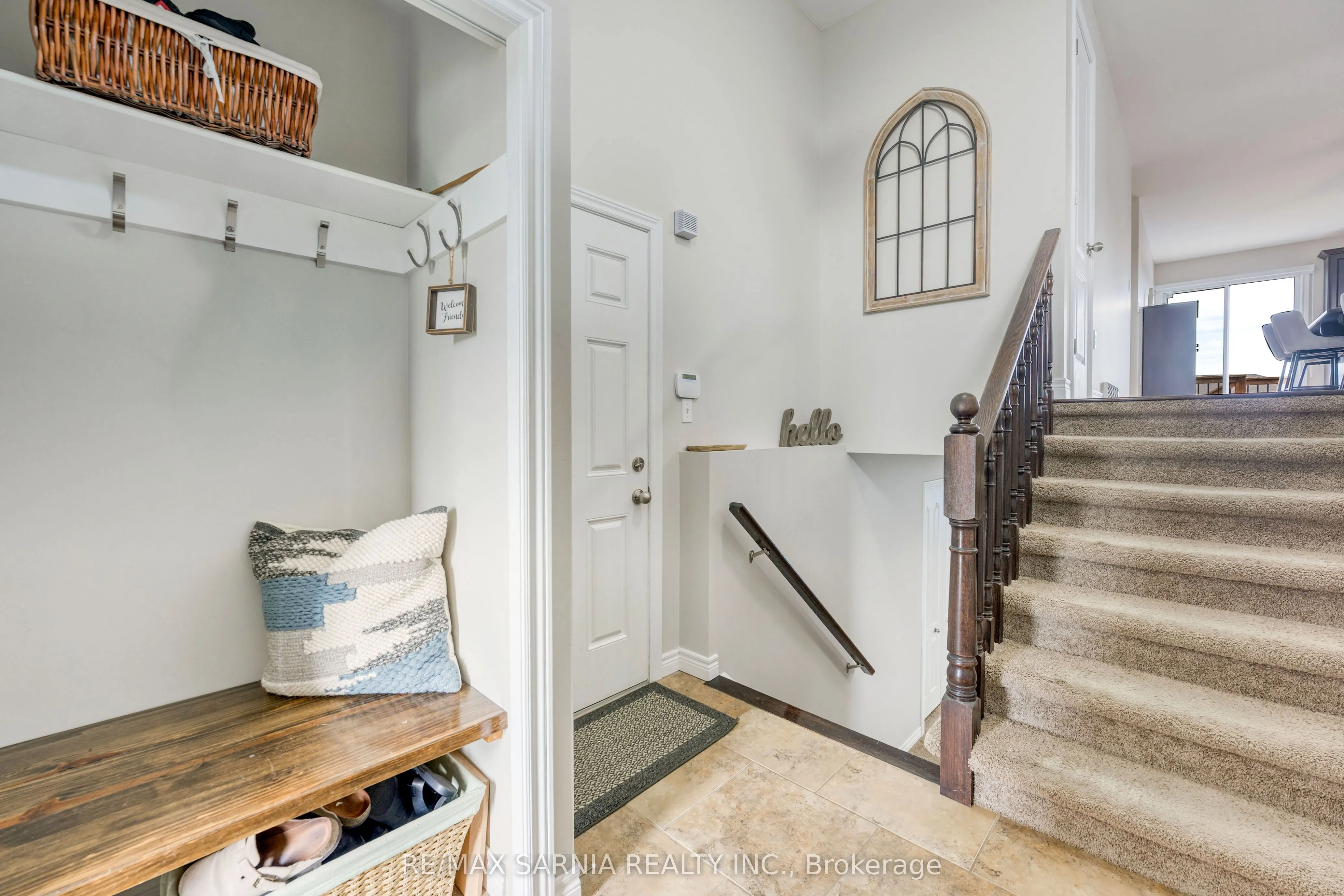699 BENTINCK Drive