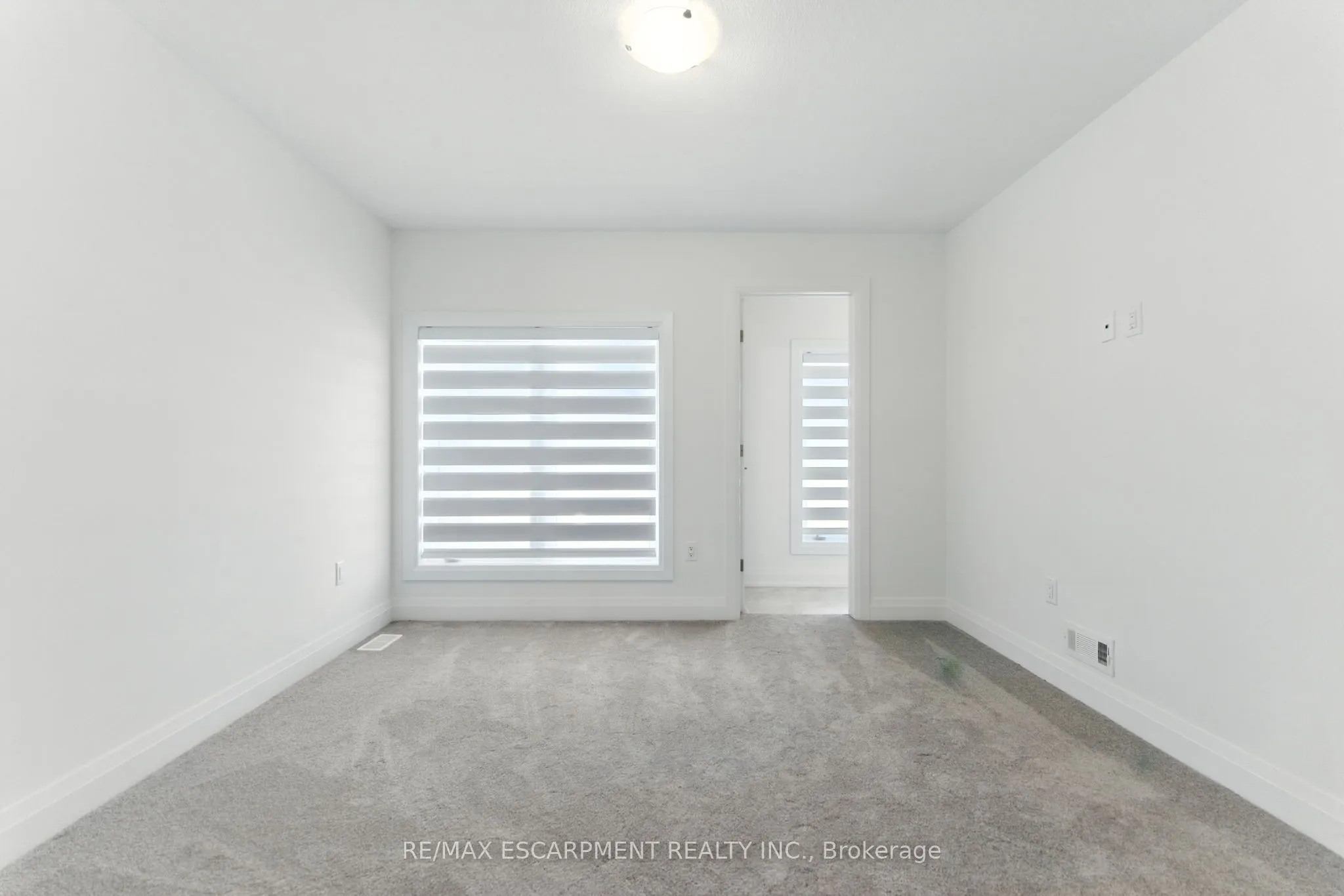 4 Clear Valley Lane