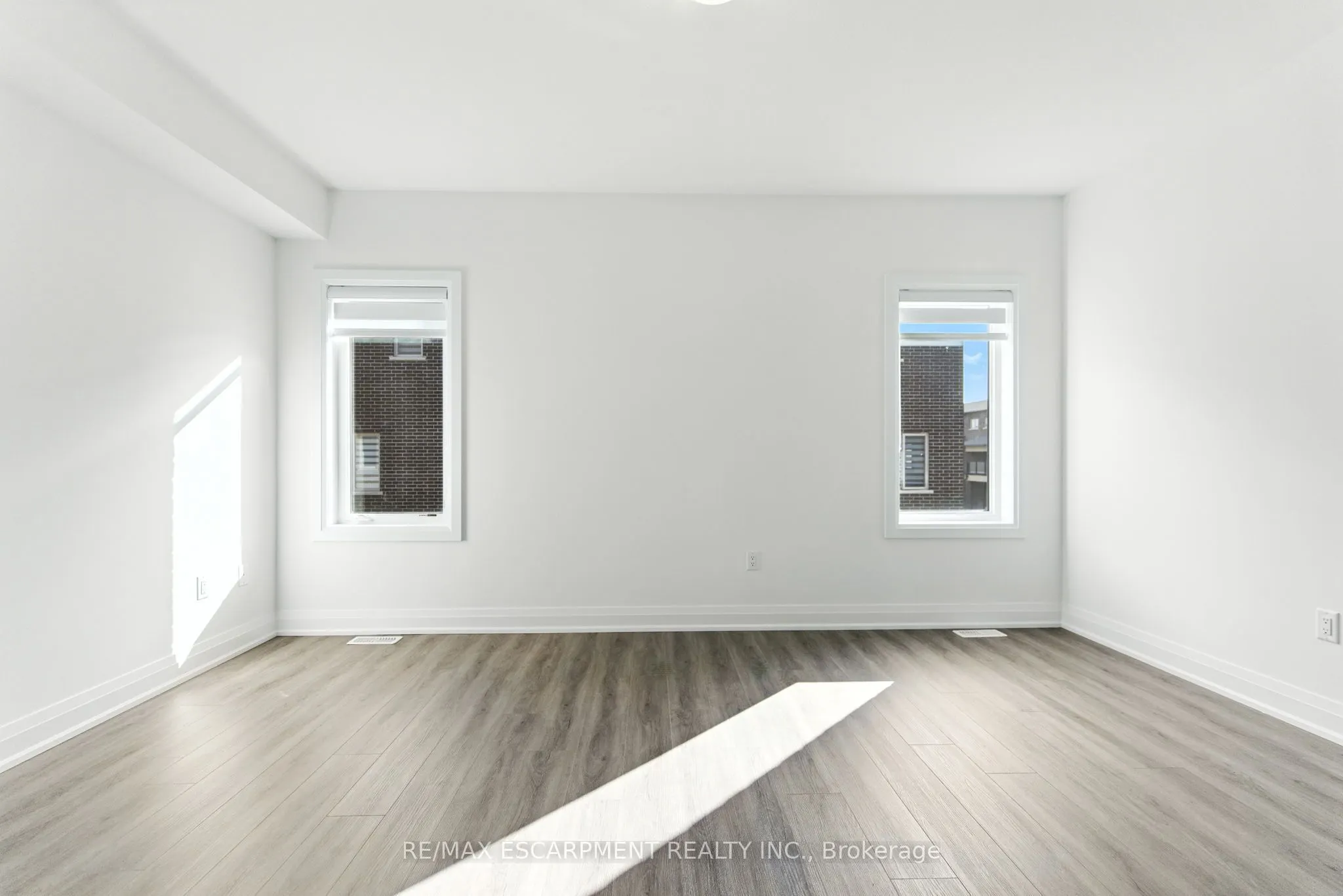 4 Clear Valley Lane