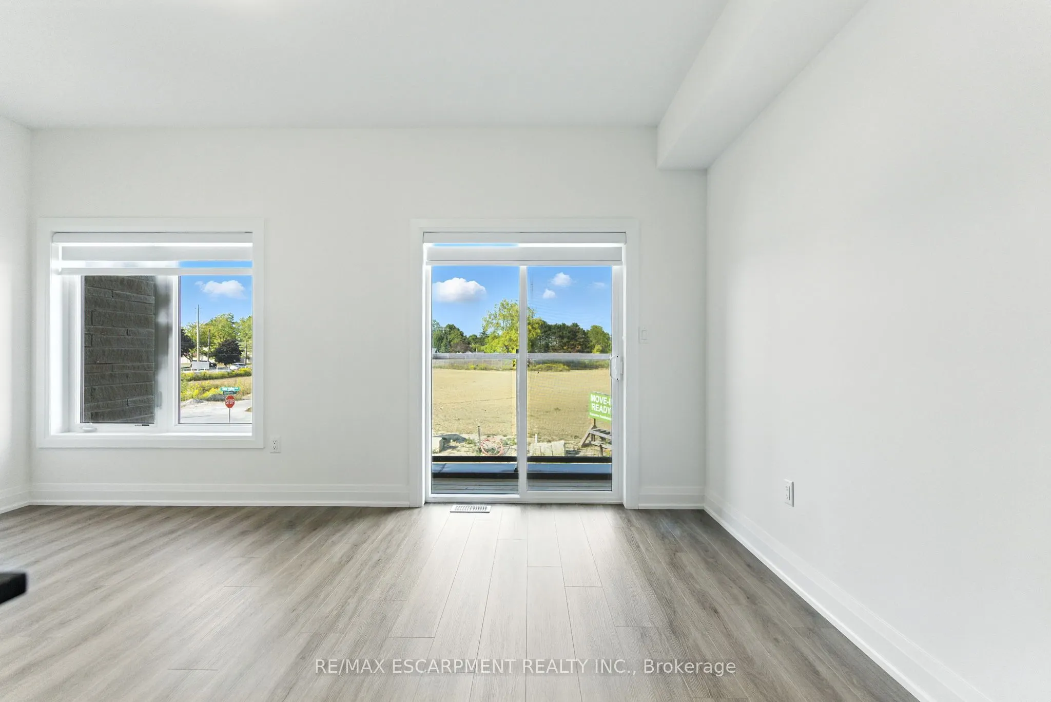 4 Clear Valley Lane