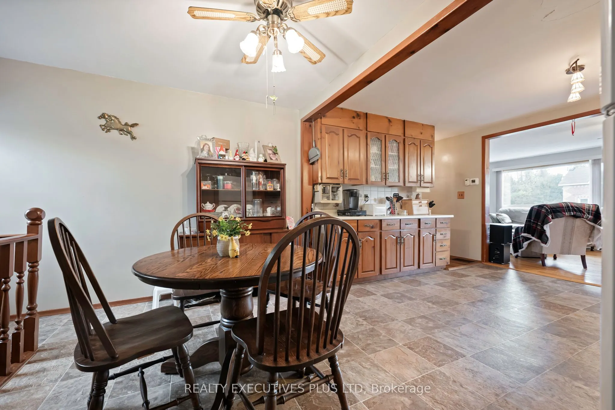 112420 Grey Road 14 Road