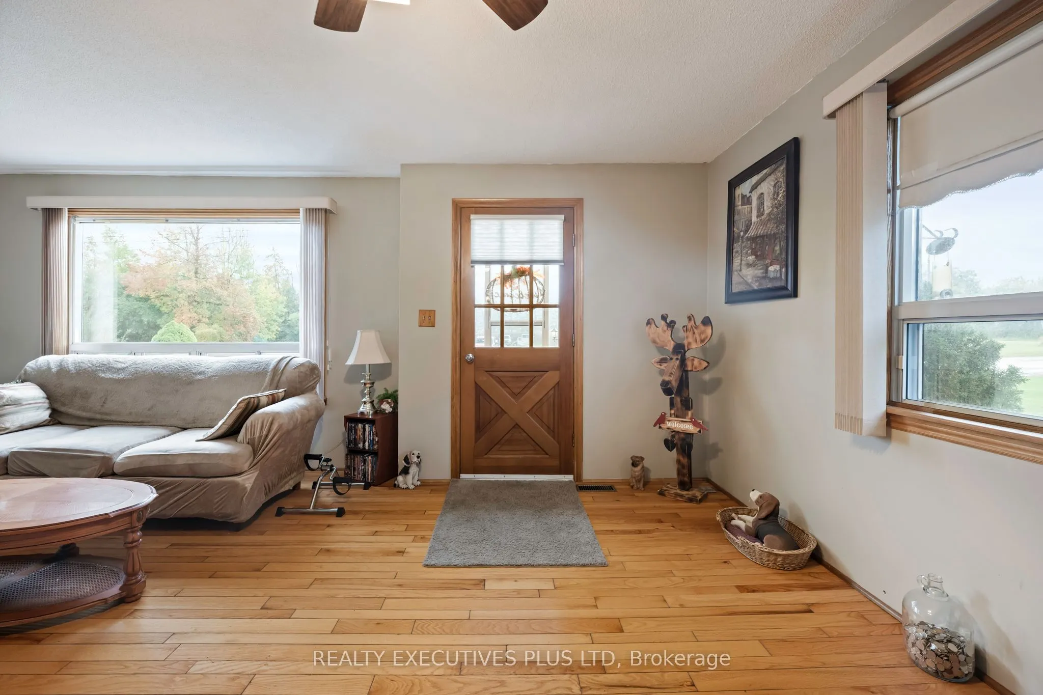 112420 Grey Road 14 Road