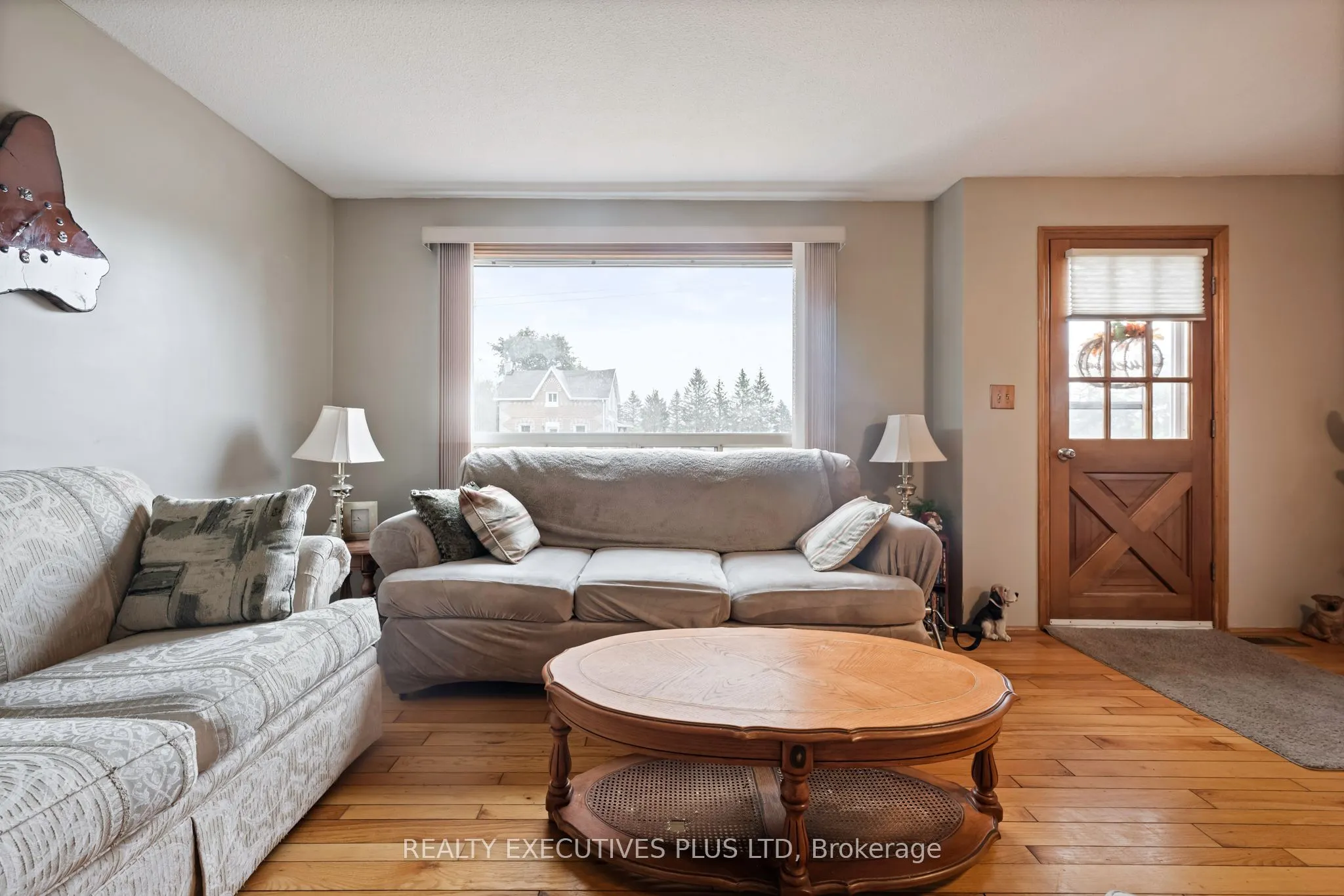 112420 Grey Road 14 Road