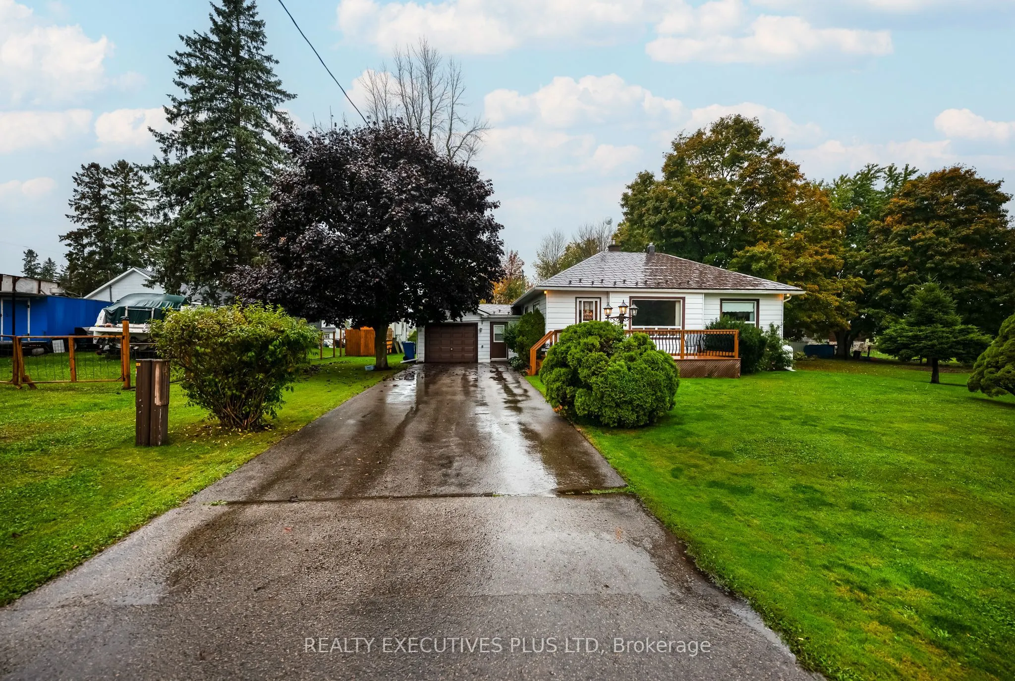 112420 Grey Road 14 Road