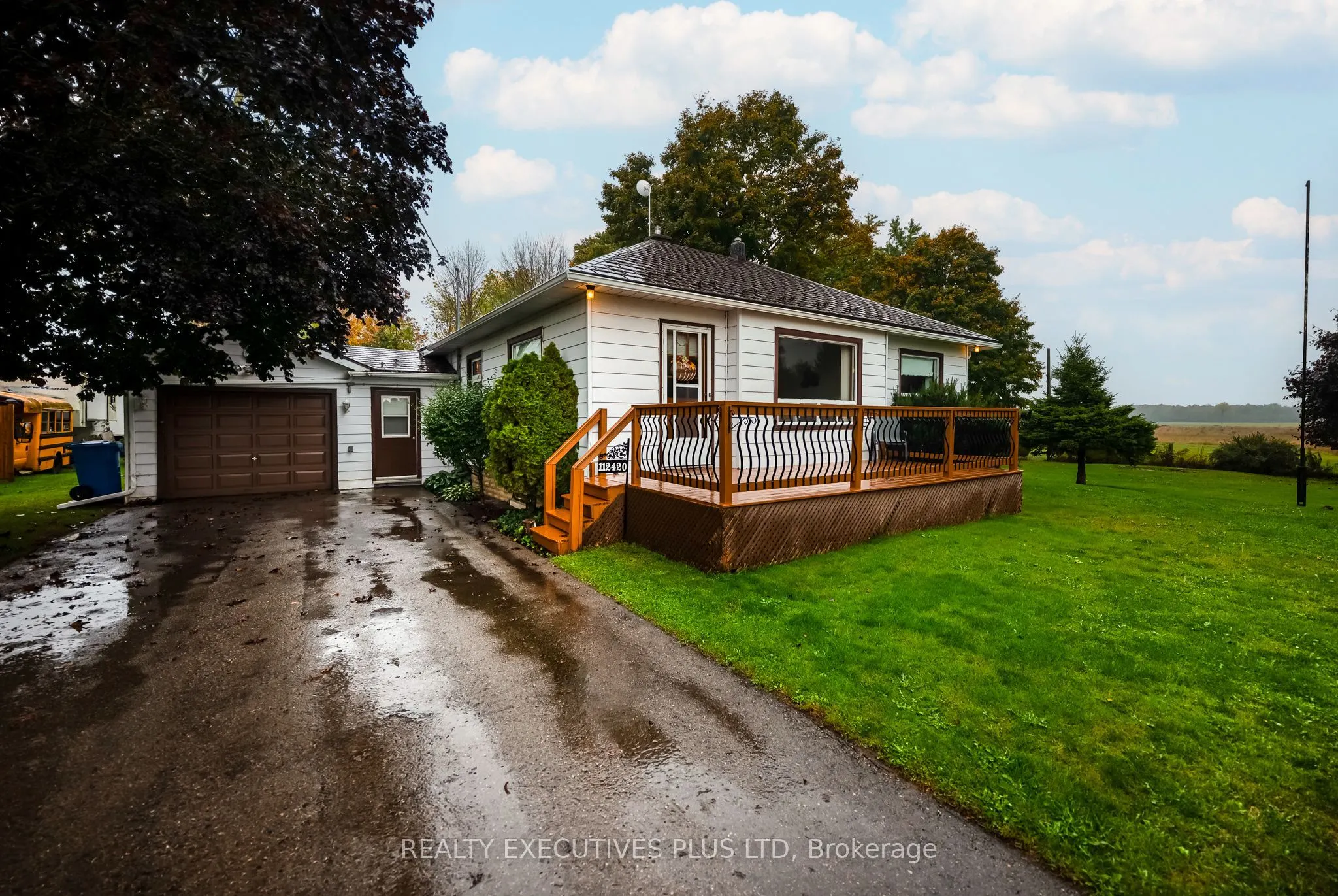 112420 Grey Road 14 Road
