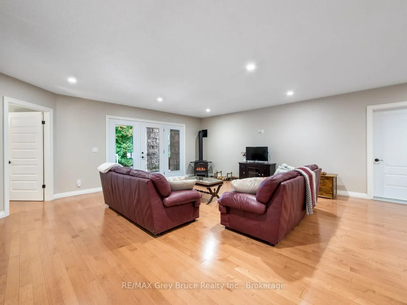 51 Hawes Road