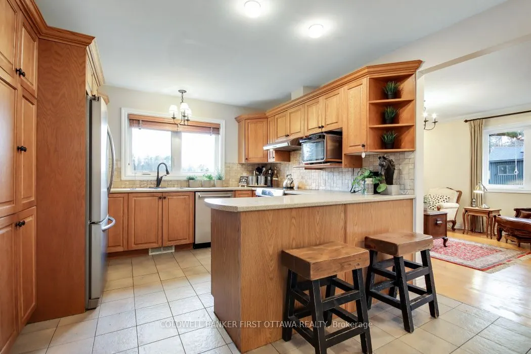2060 Fifth Line Road
