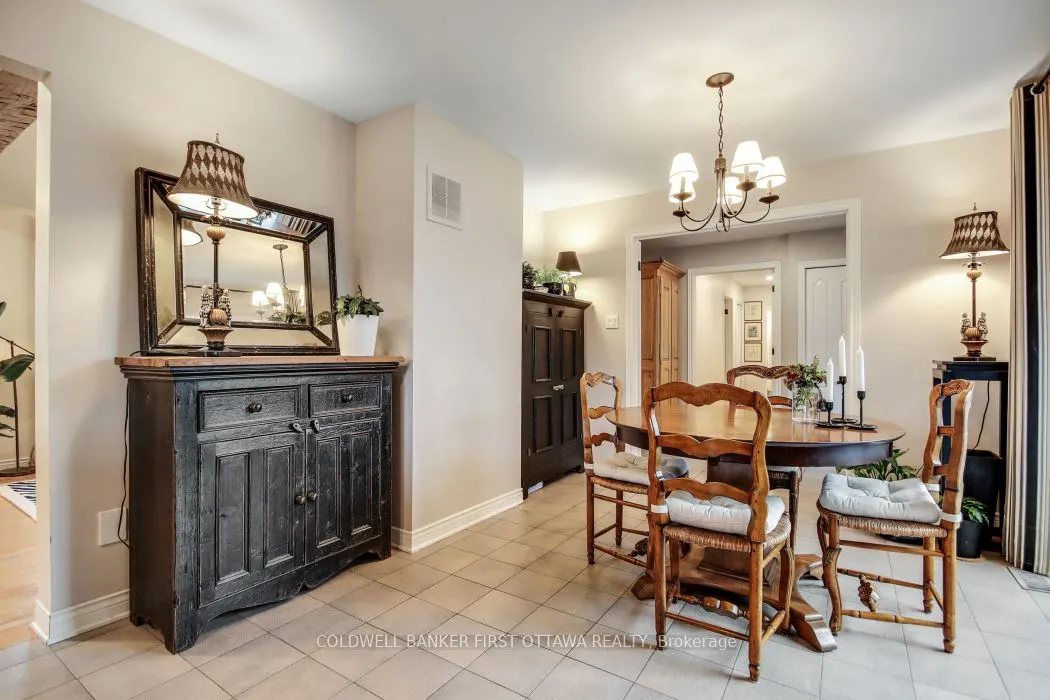 2060 Fifth Line Road