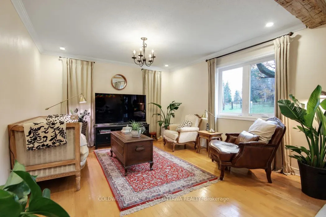 2060 Fifth Line Road