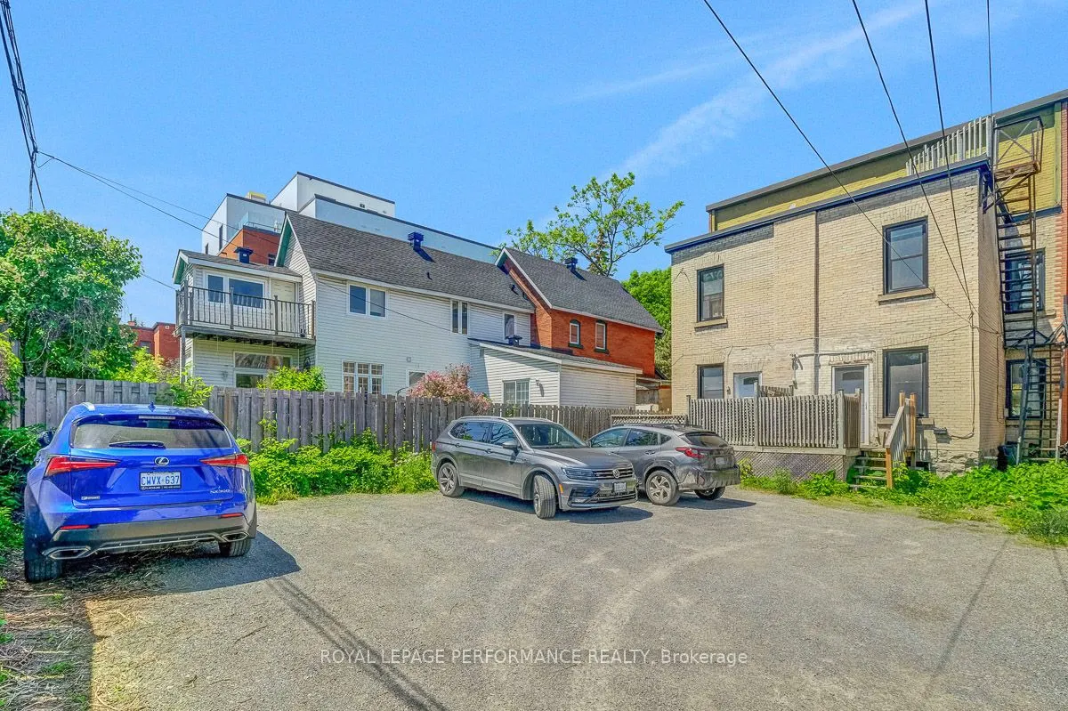 486-488 Lisgar Street