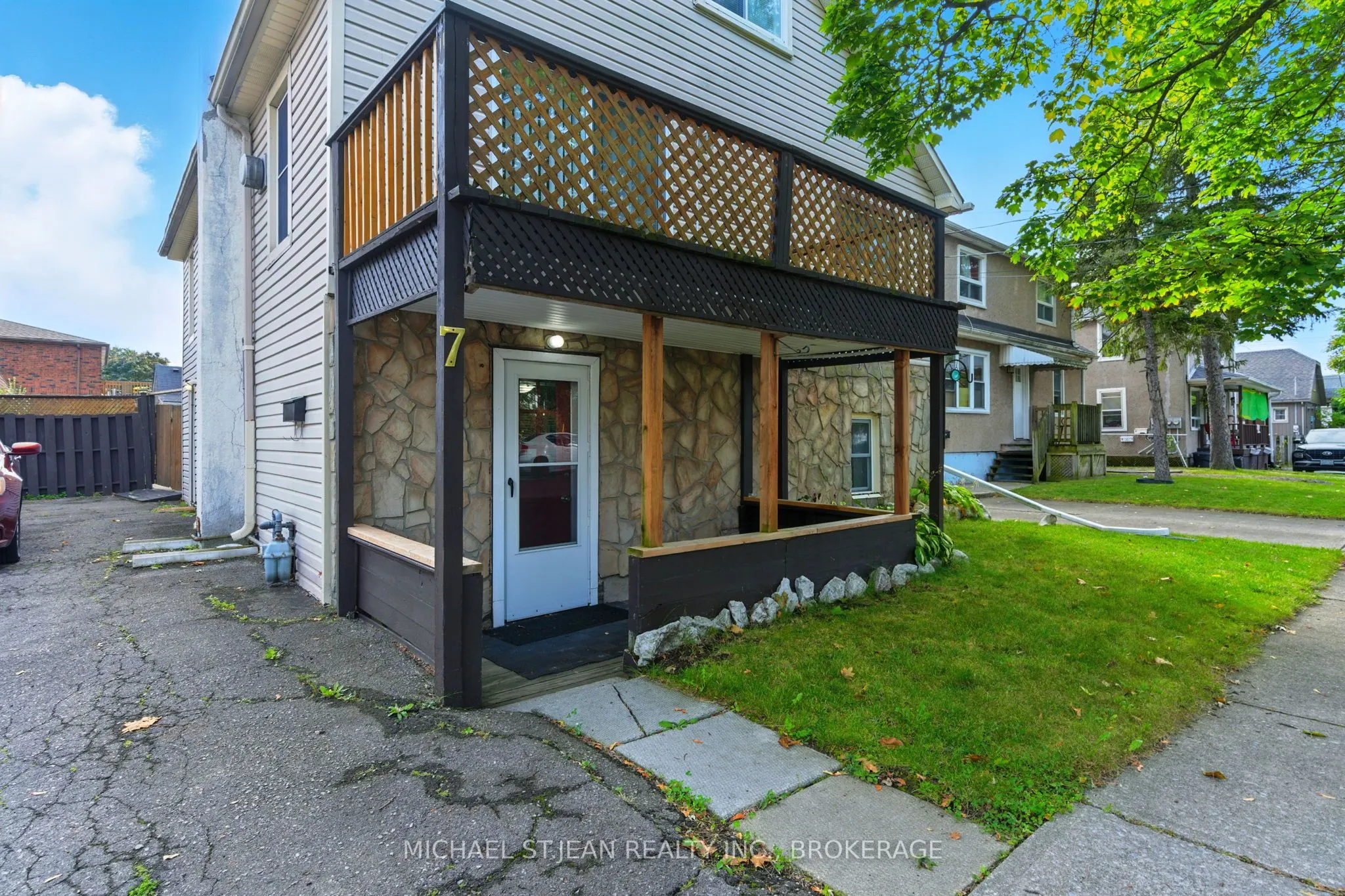 7 Balmoral Avenue