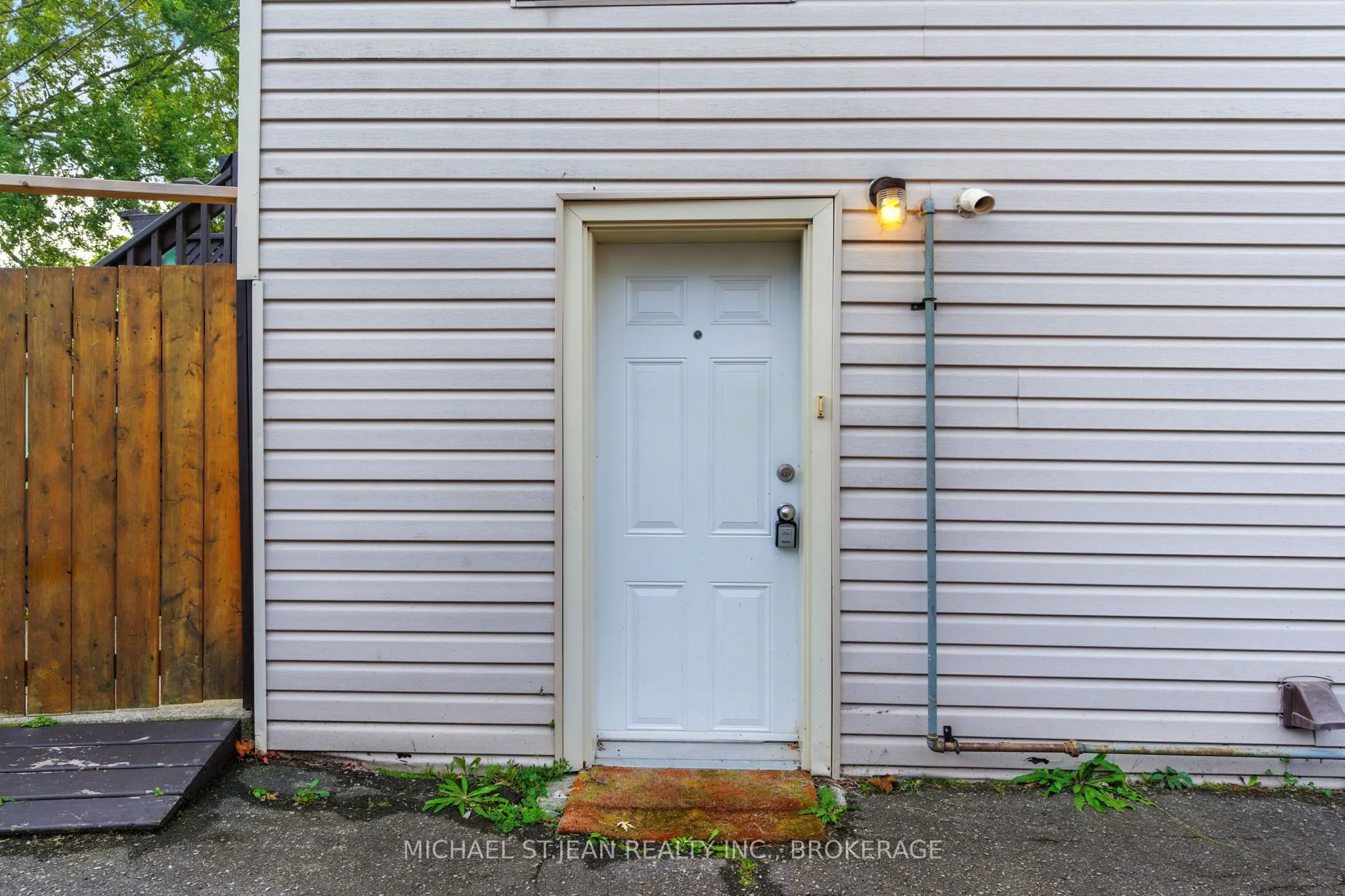 7 Balmoral Avenue