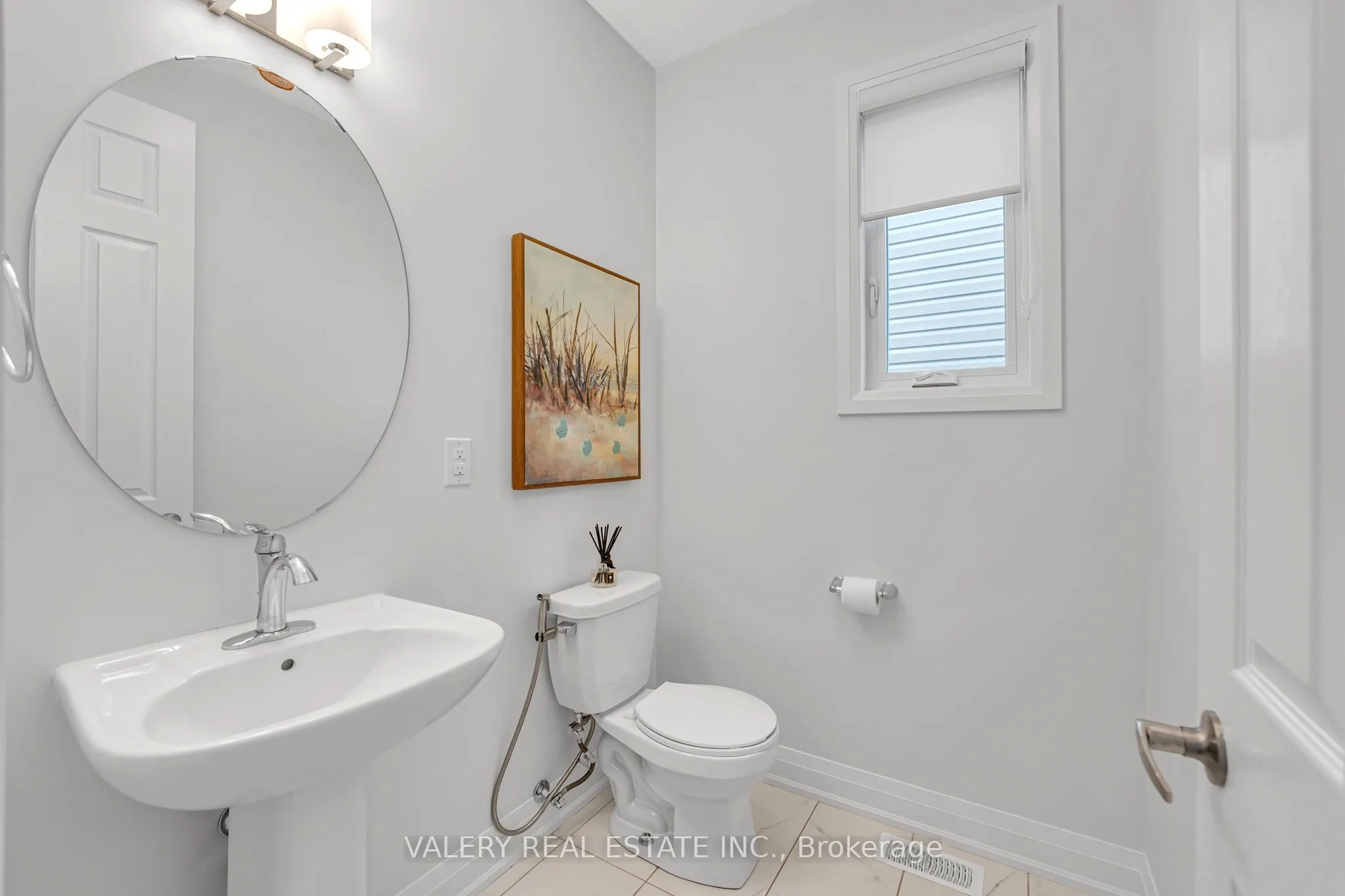 233 Mcfarlane Crescent