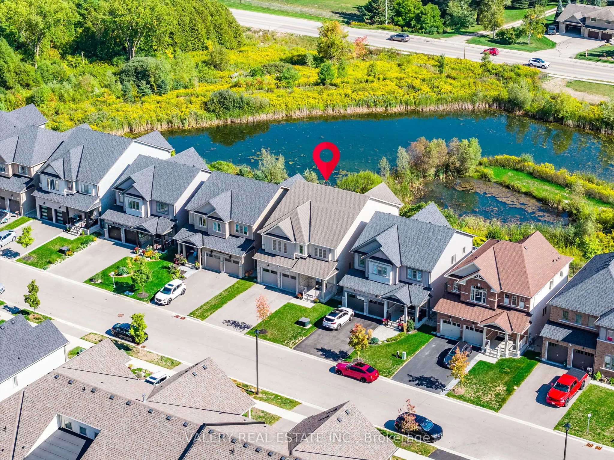 233 Mcfarlane Crescent