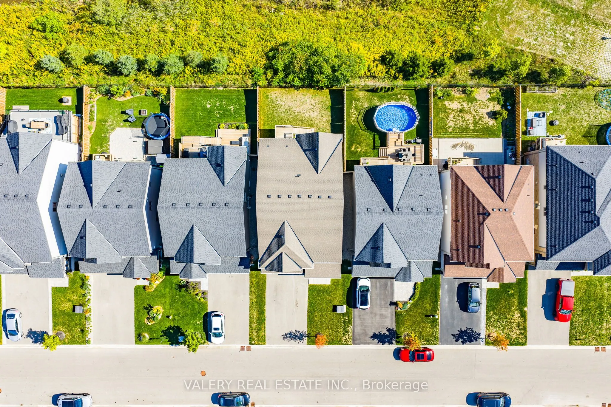 233 Mcfarlane Crescent