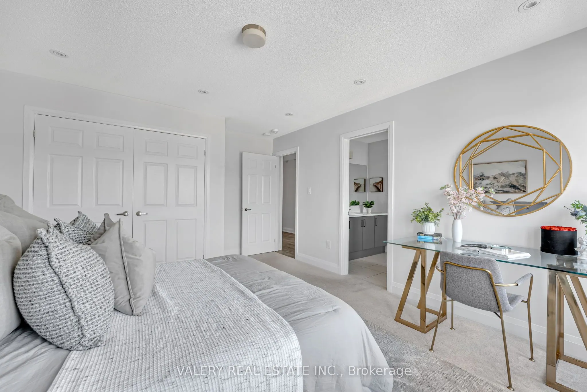233 Mcfarlane Crescent
