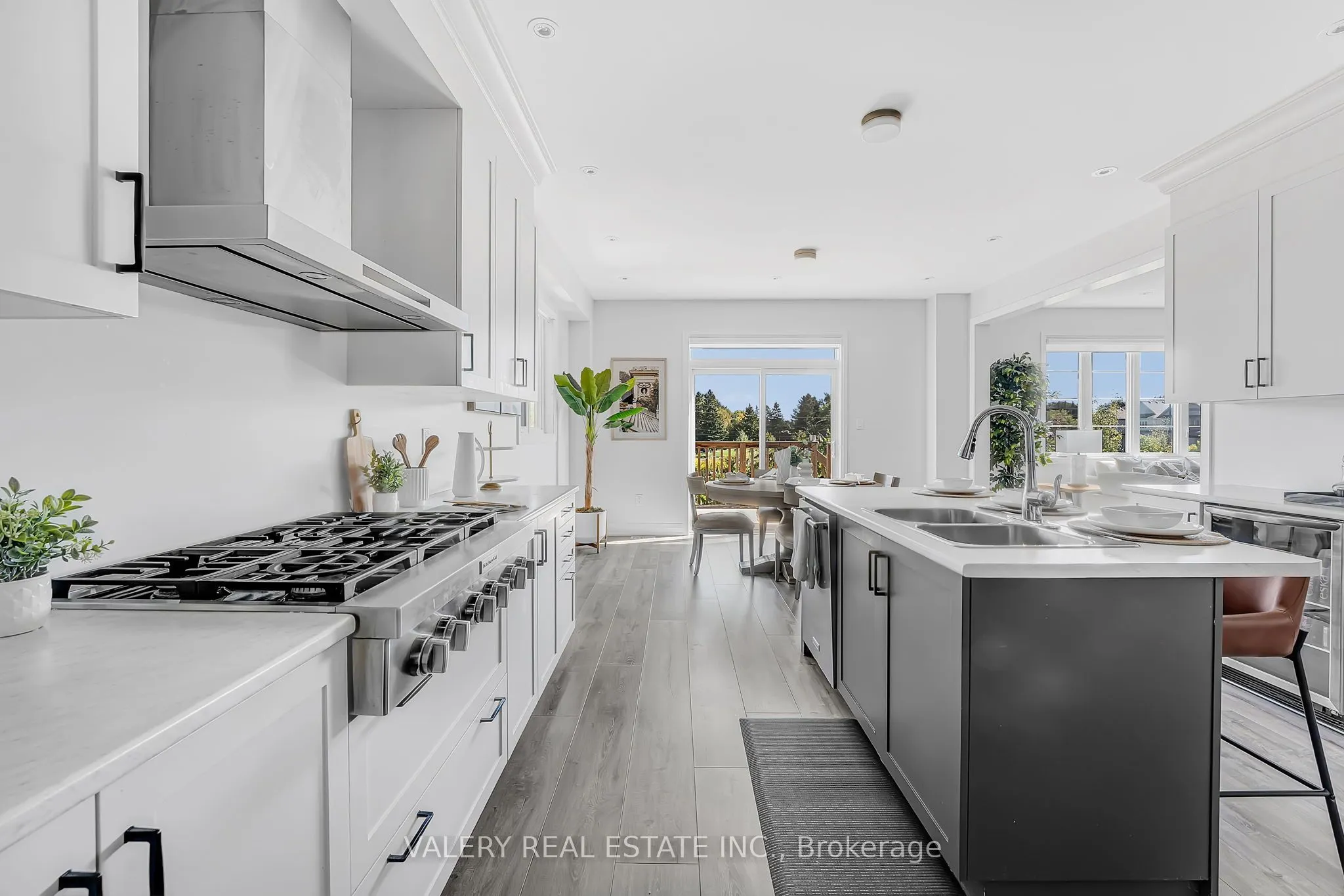 233 Mcfarlane Crescent
