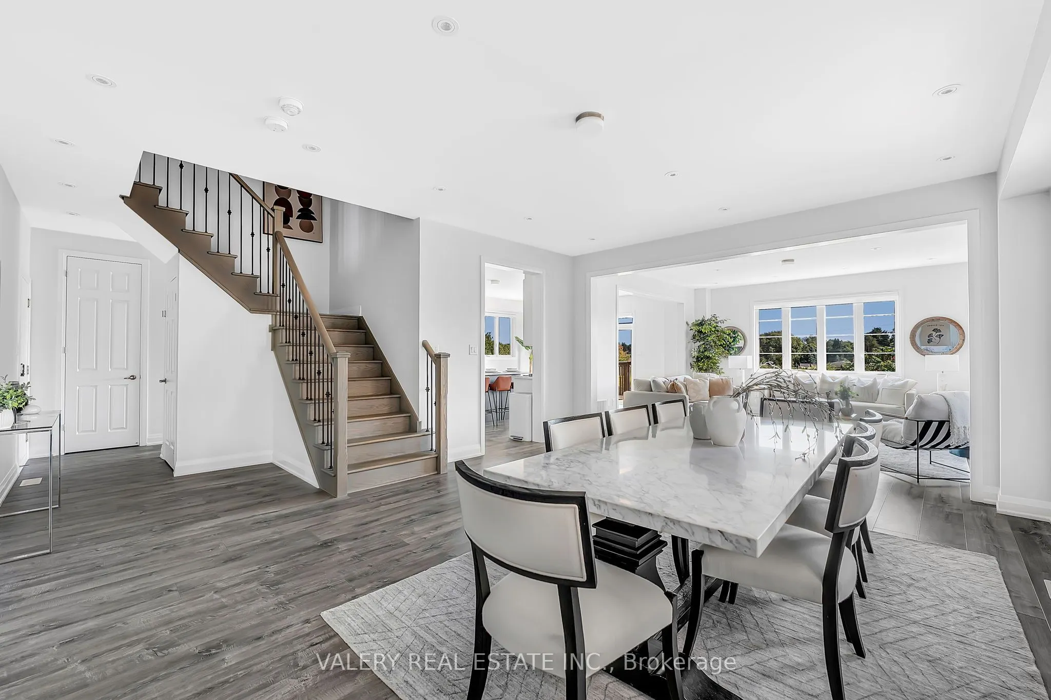 233 Mcfarlane Crescent