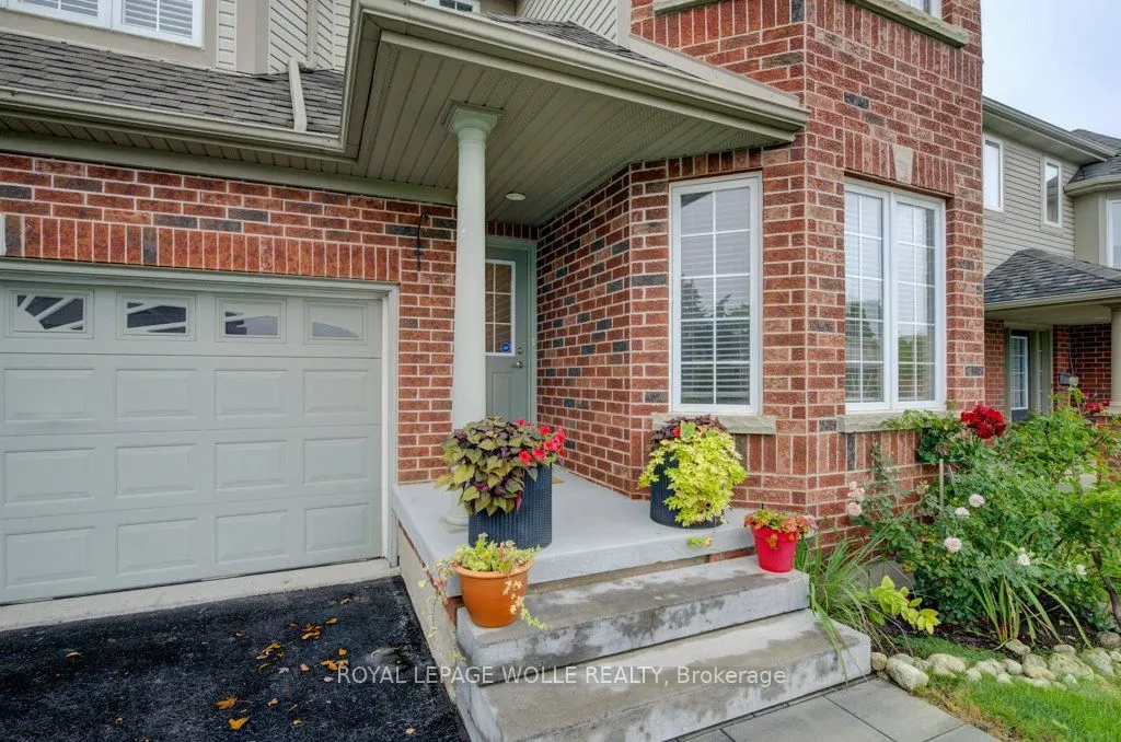 704 Shediac Crescent