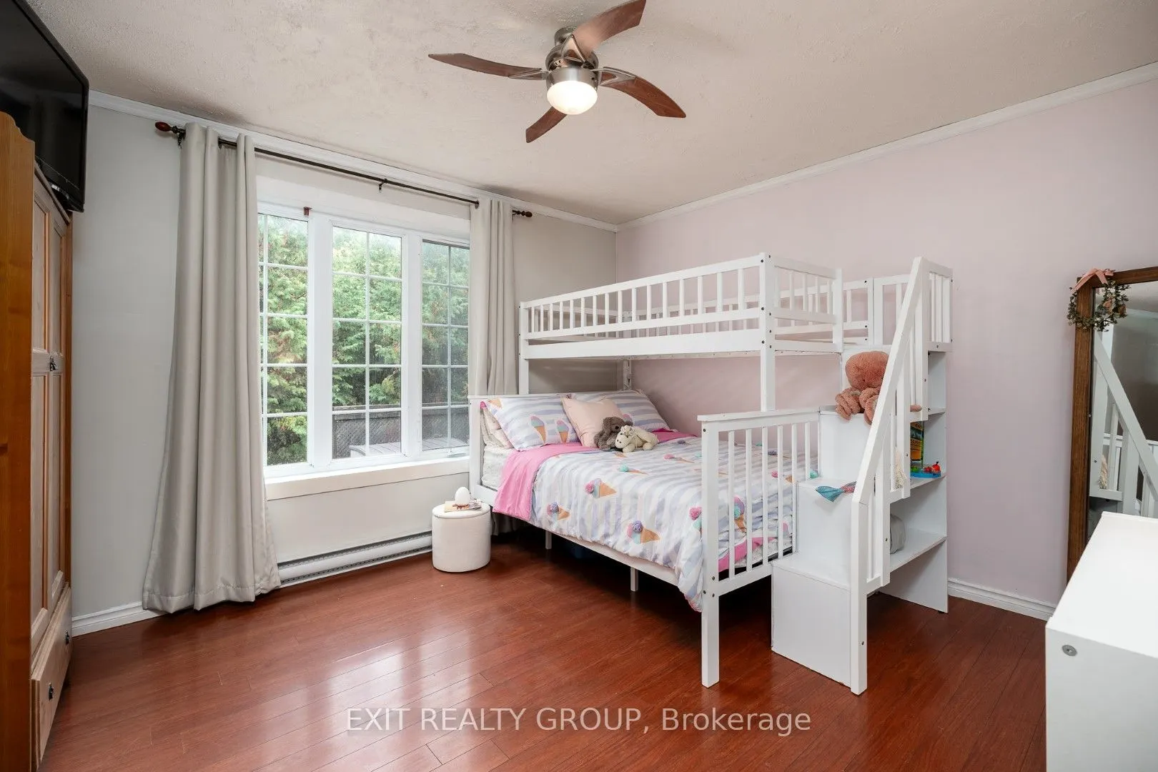 143 Douglas Road