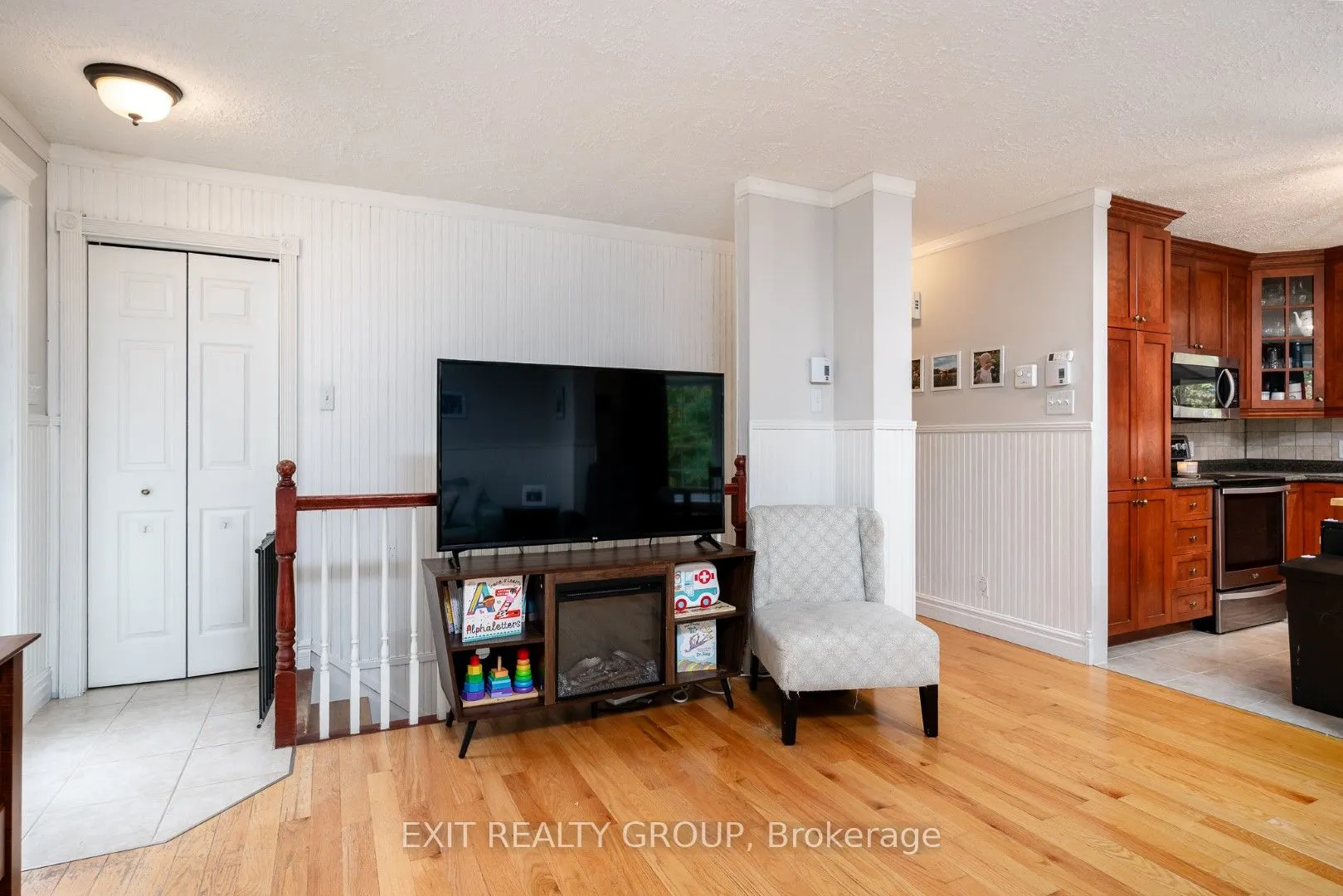 143 Douglas Road
