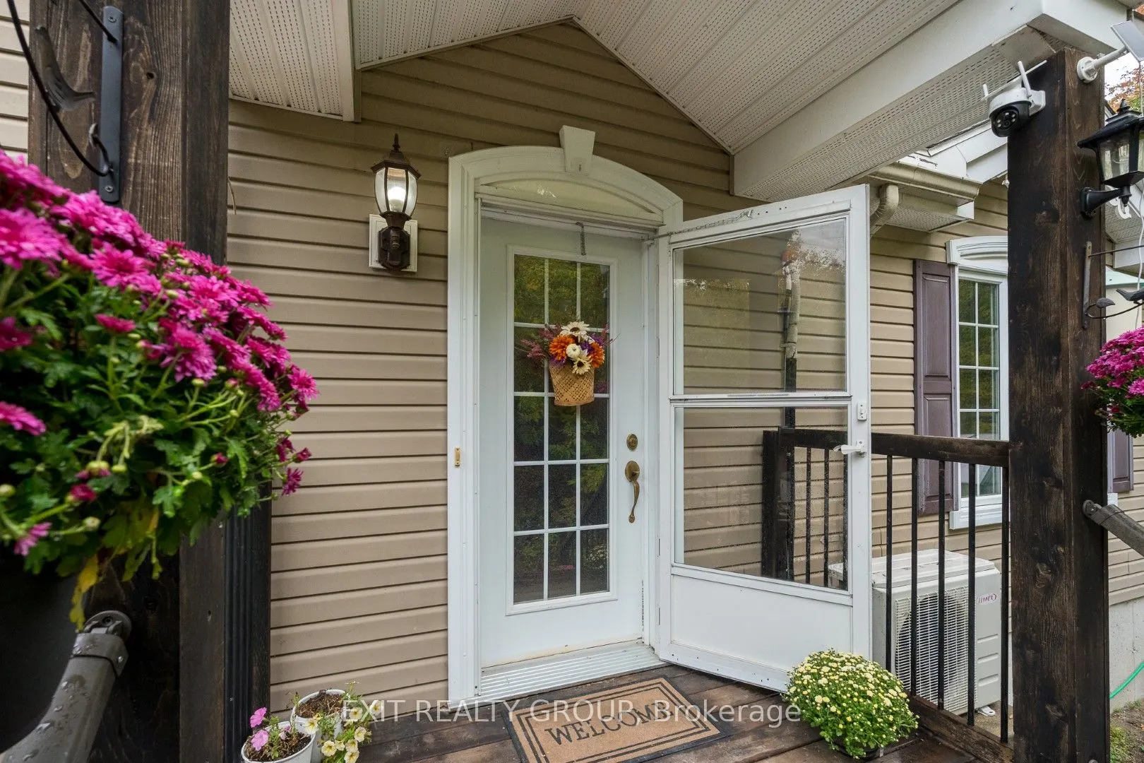 143 Douglas Road