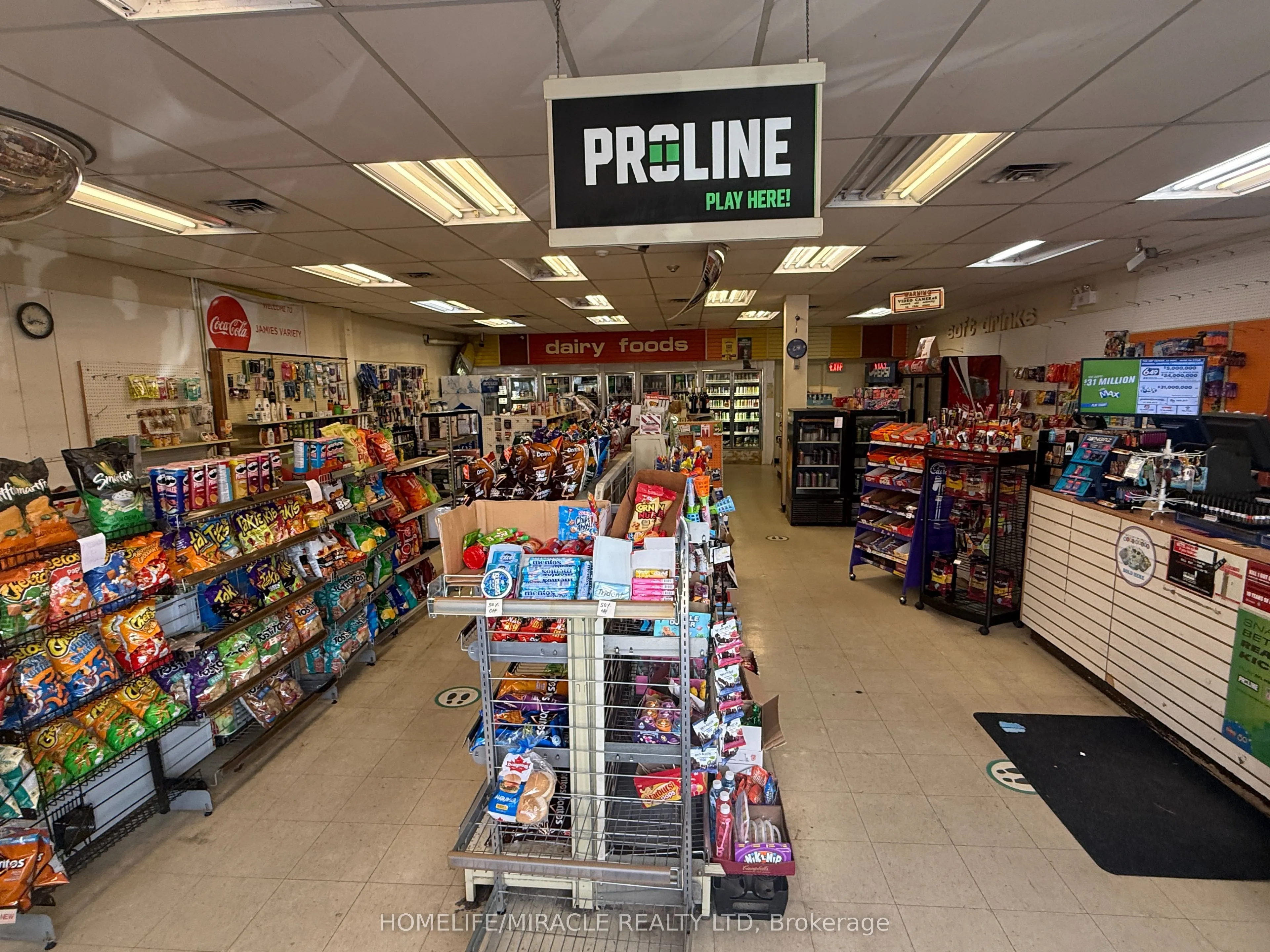 241 Dunsdon Street, #117