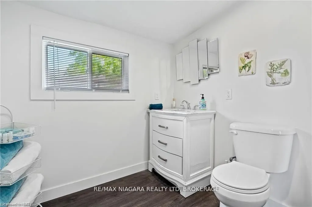 377 Cambridge Road W