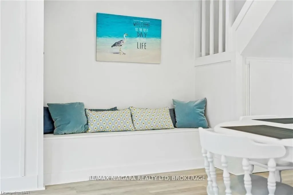 377 Cambridge Road W