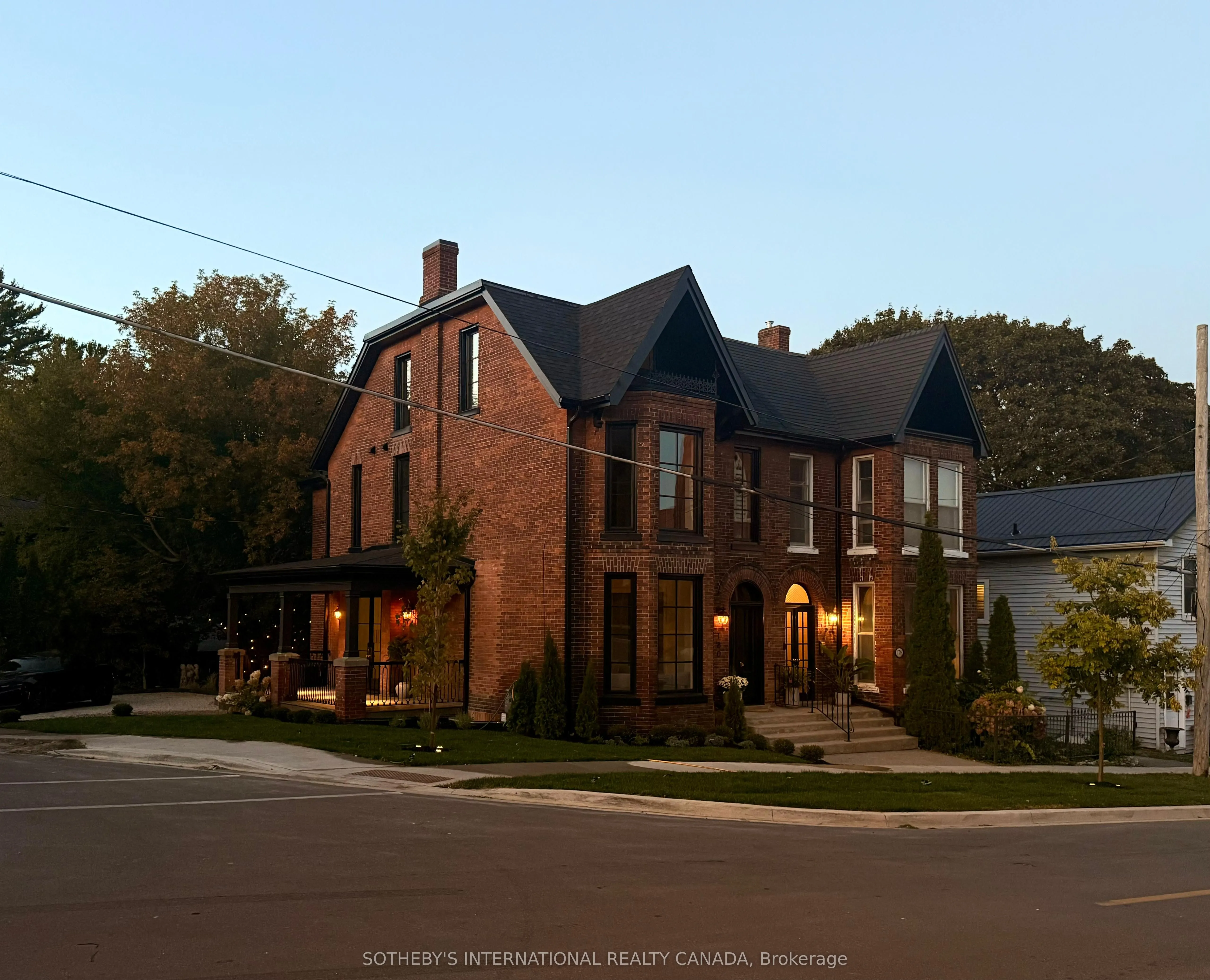 180 Walton Street