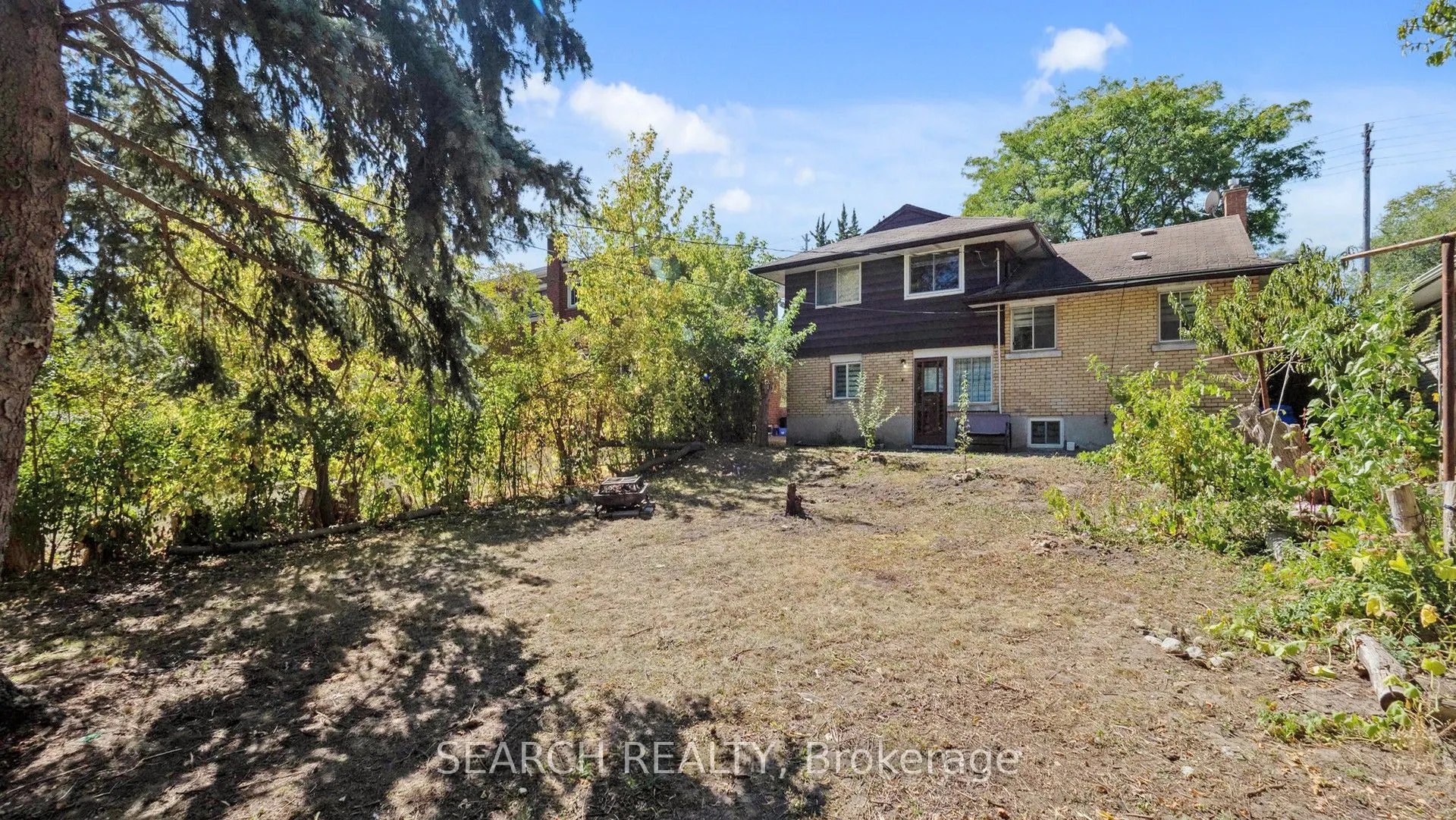 152 Weber Street N