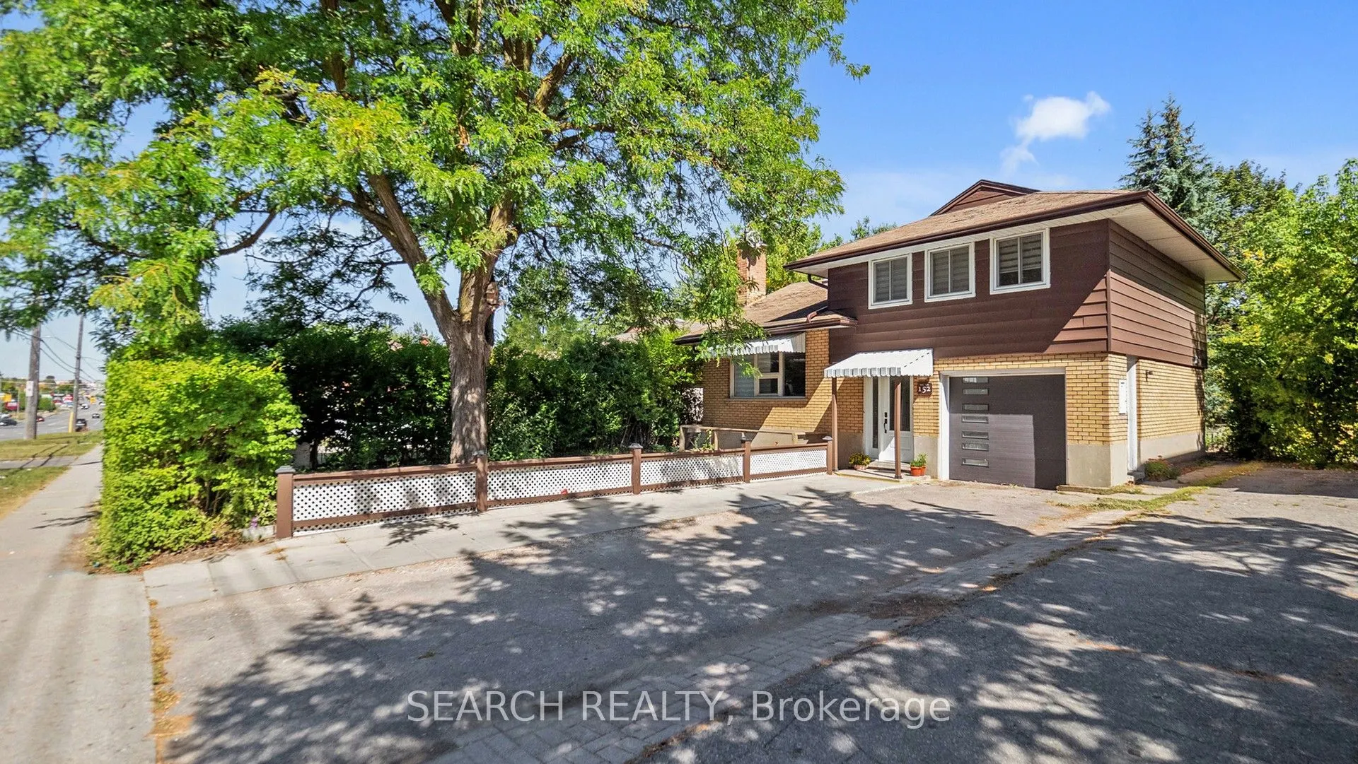 152 Weber Street N